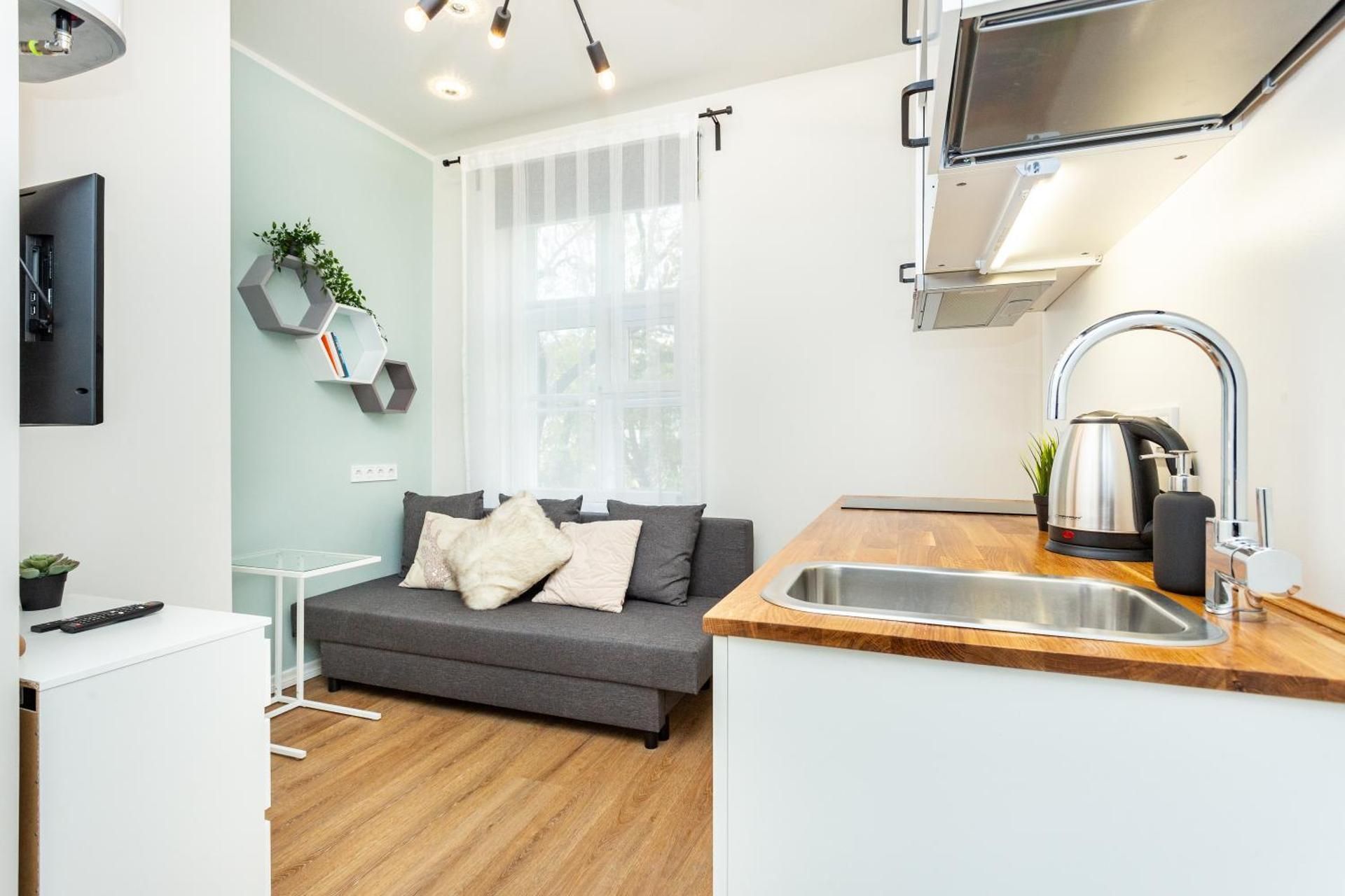 One-Bedroom Apartment