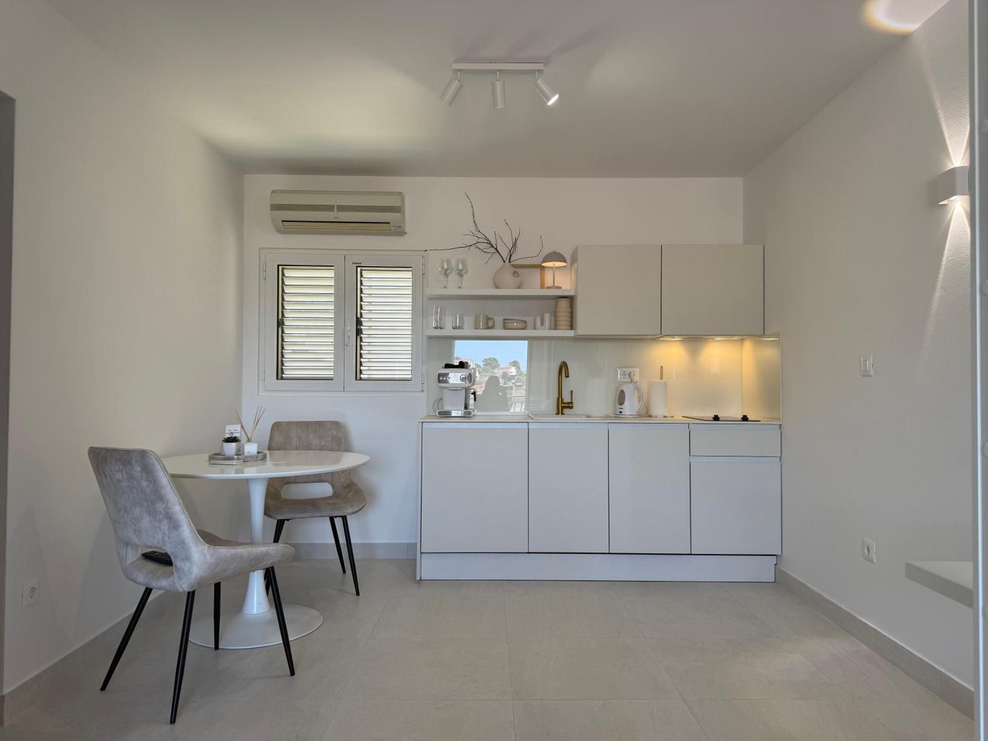 Studio Apartment with Balcony