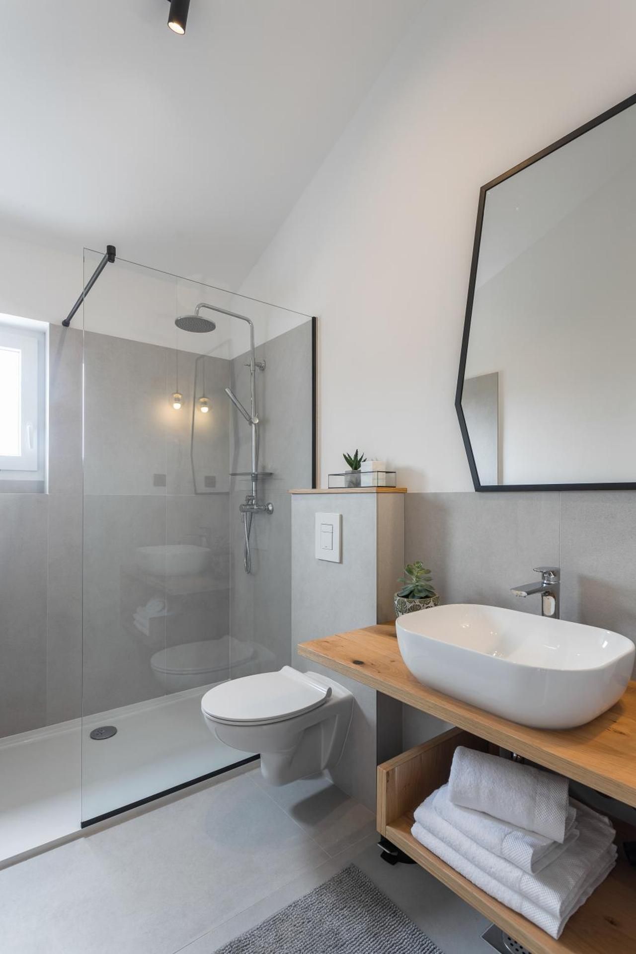 Hvar Top View Apartments Standard Queen Room 2