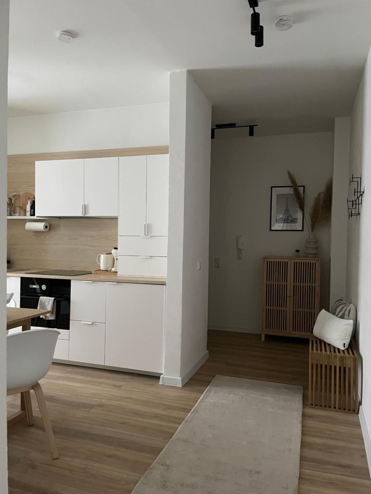 One-Bedroom Deluxe Apartment