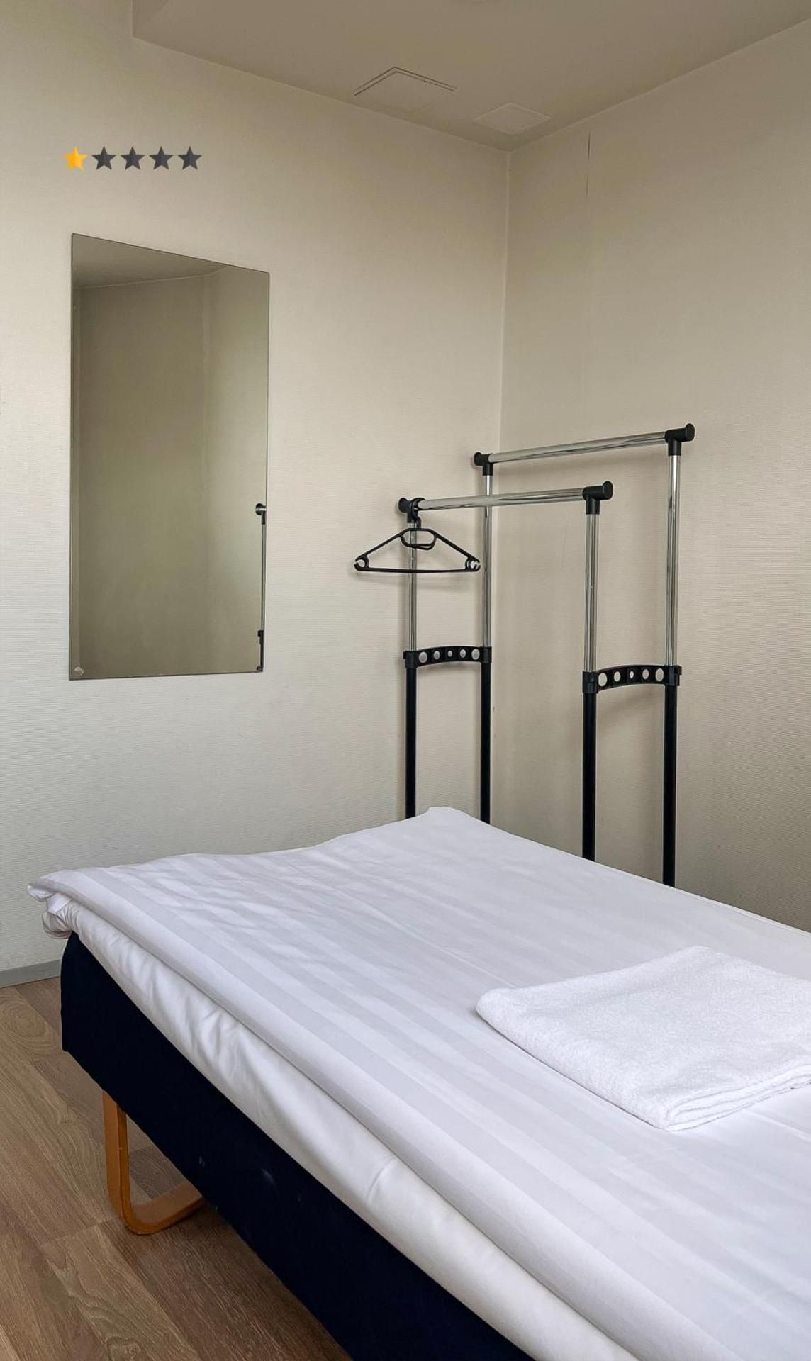 Single Room with Shared Bathroom