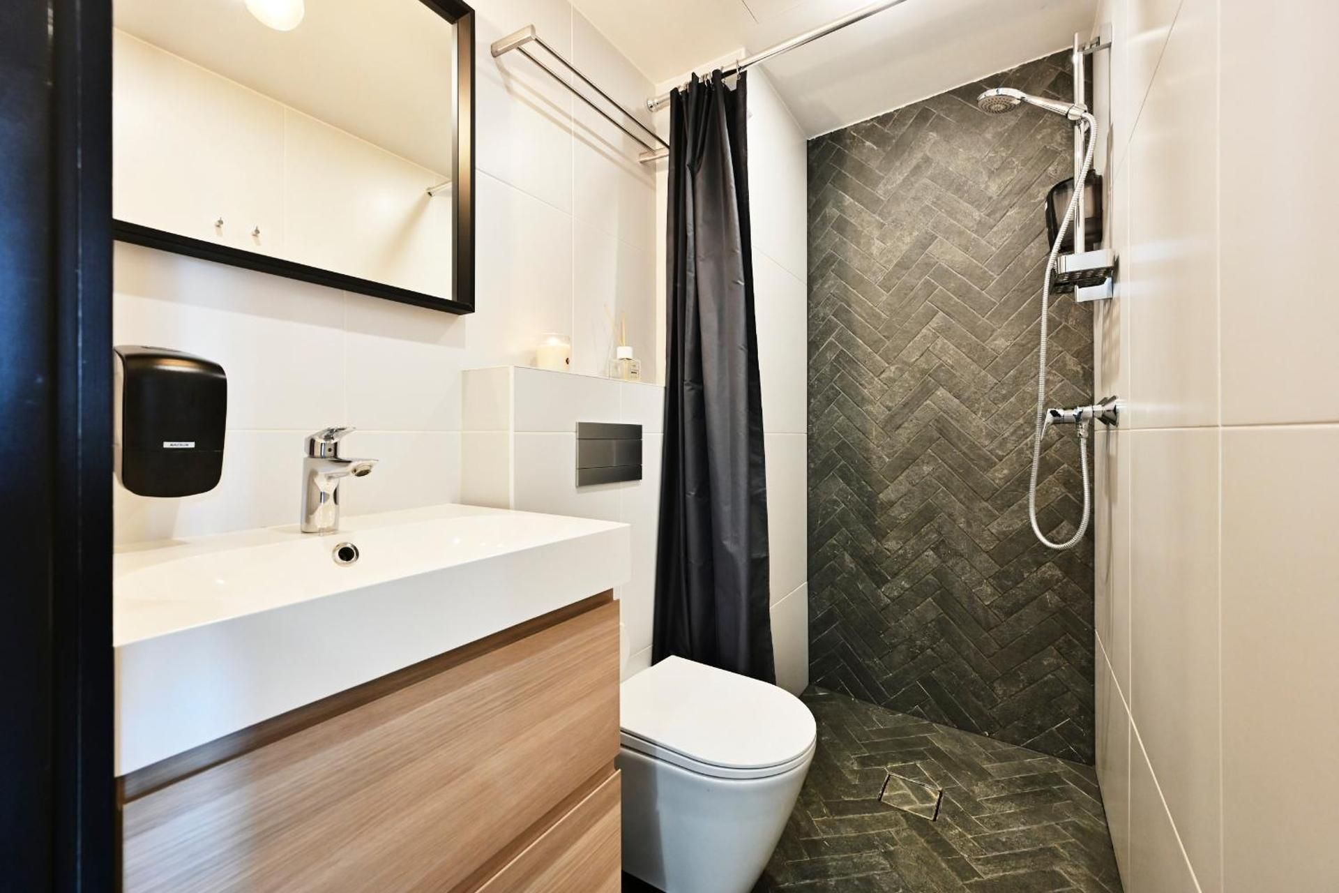 Studio Apartment with Balcony