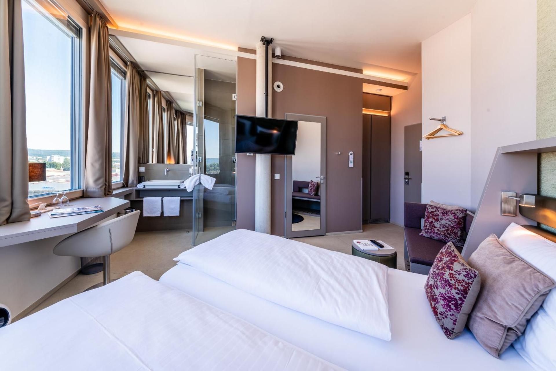 Double Room with Lake View