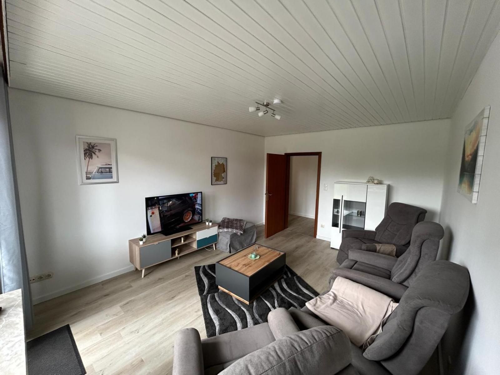 shared lounge/tv area