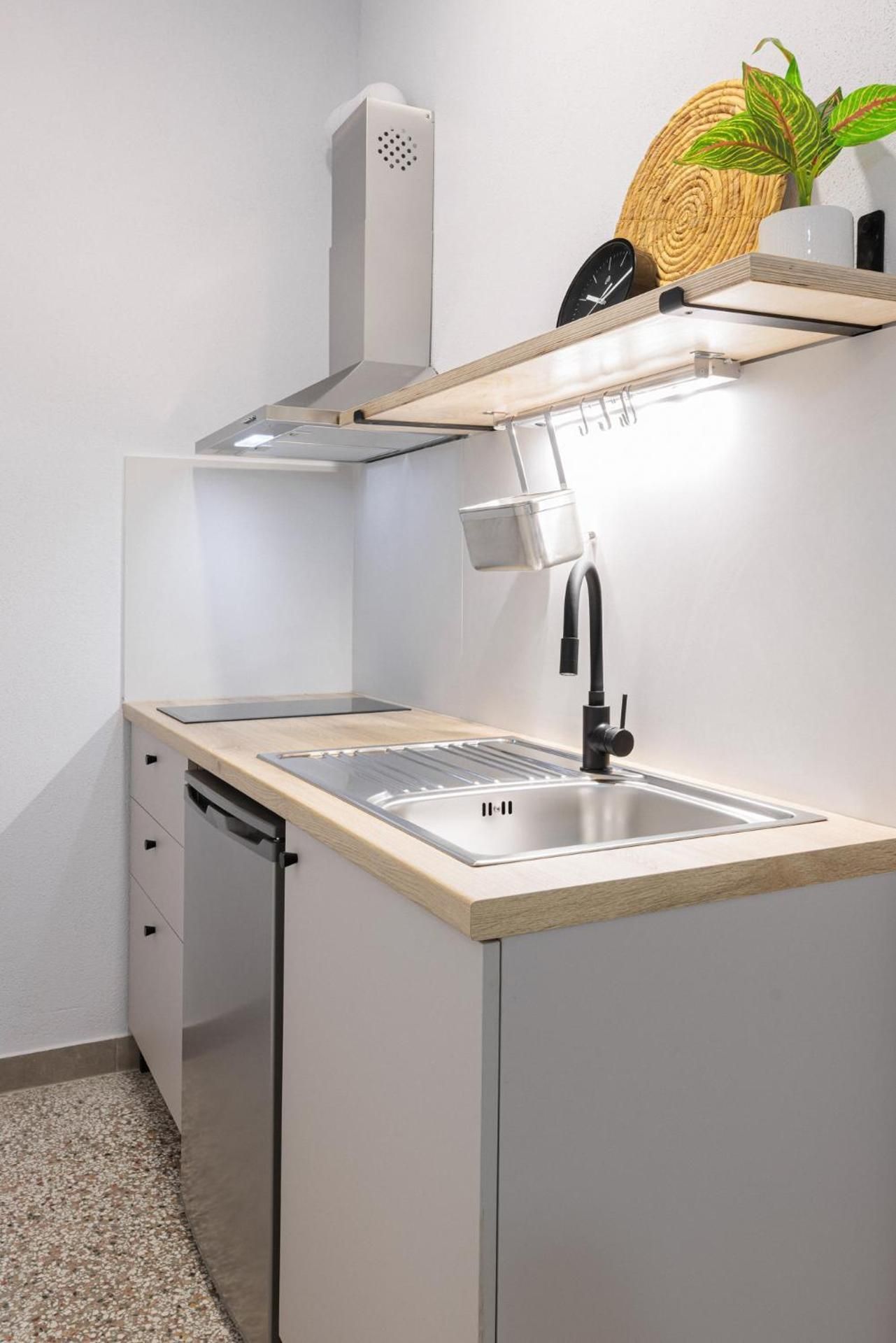 Garden Suites One-Bedroom Apartment 2