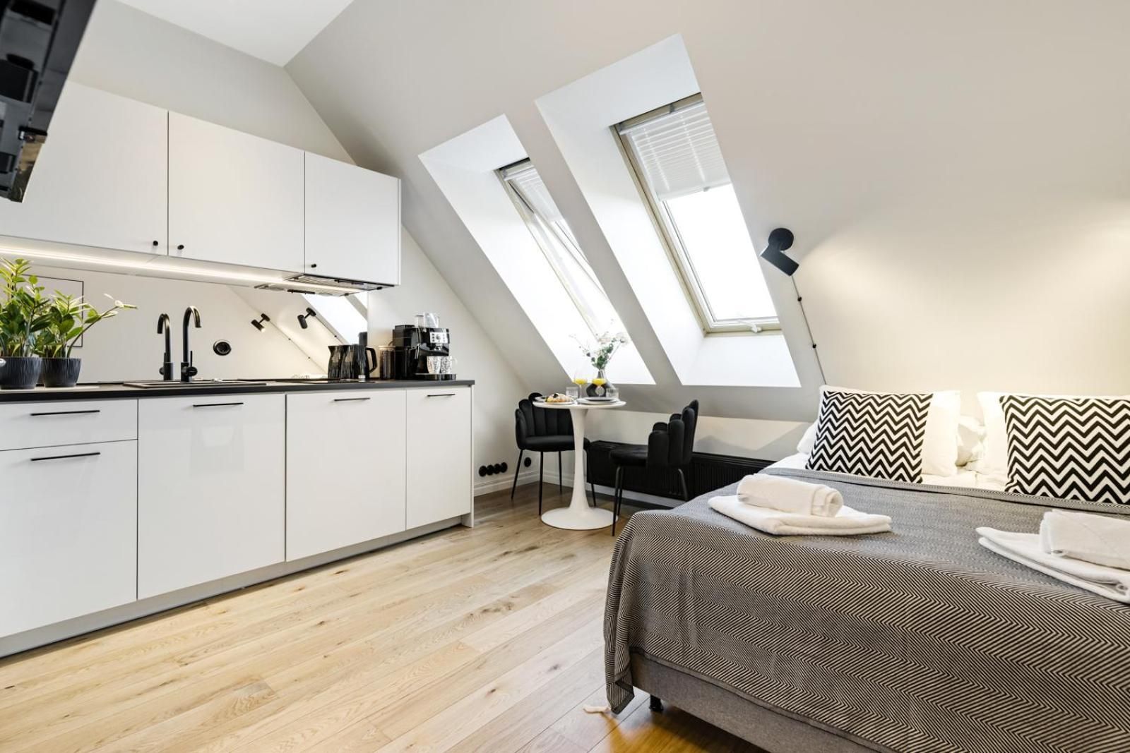 Studio Apartment with One Double Bed