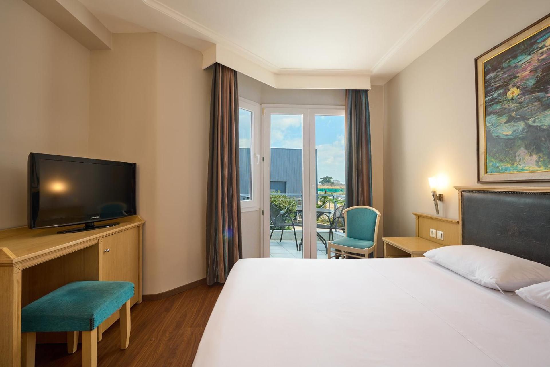 Iris Hotel Double or Twin Room