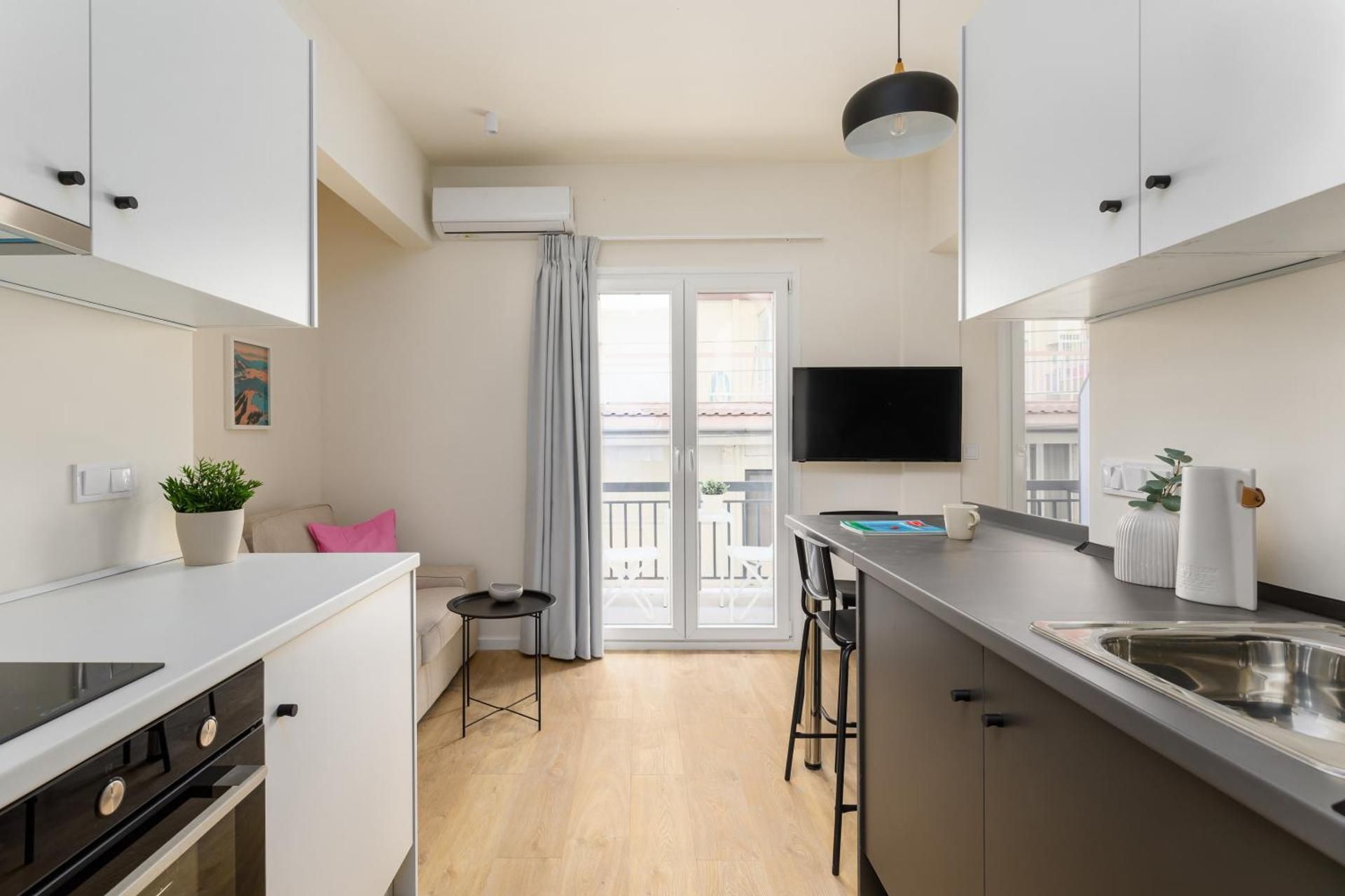 Studio Apartment