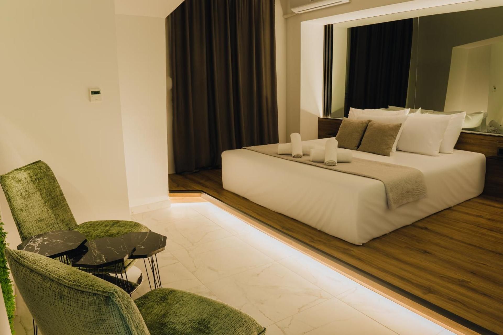 Bastasio suites spa King Suite with Spa Bath