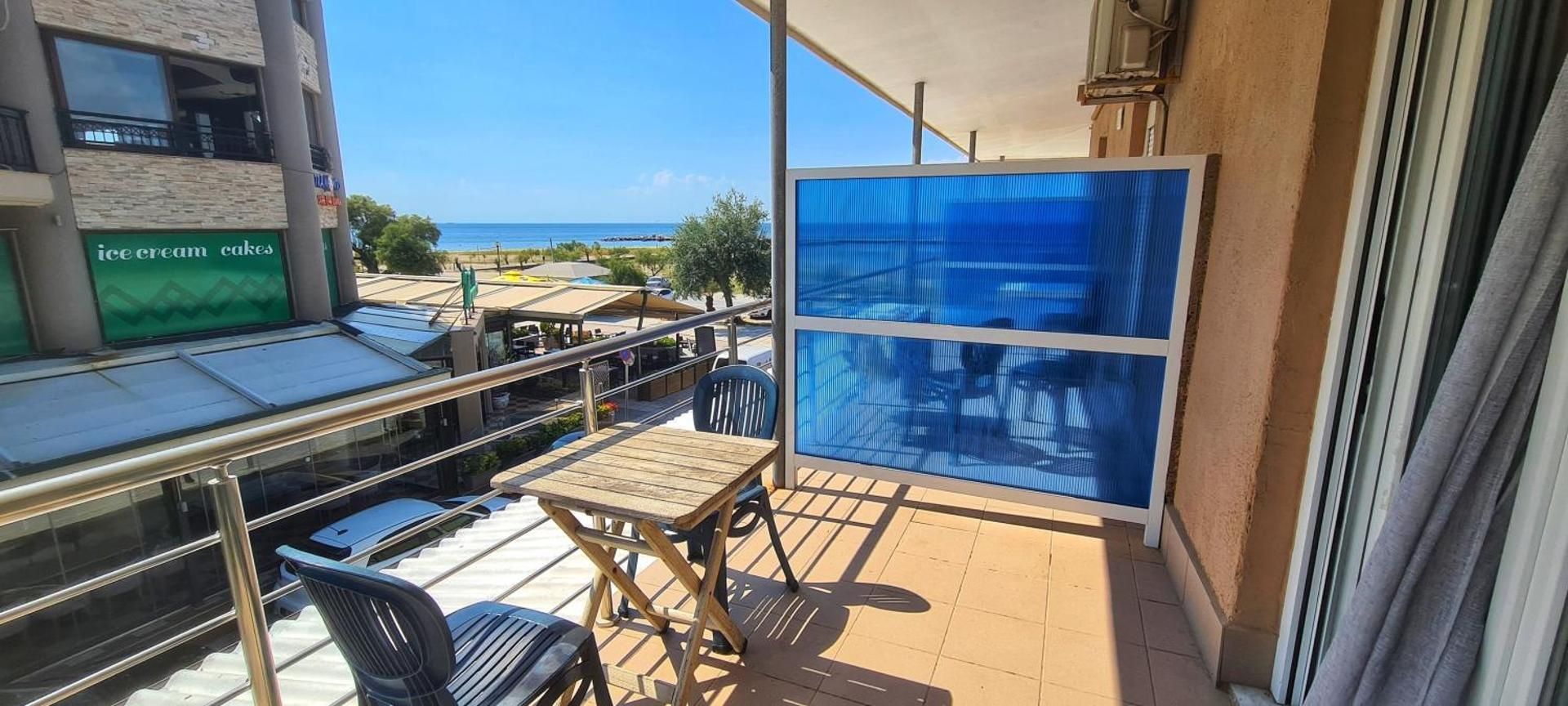 Veranda Rooms to Let Double Room with Balcony