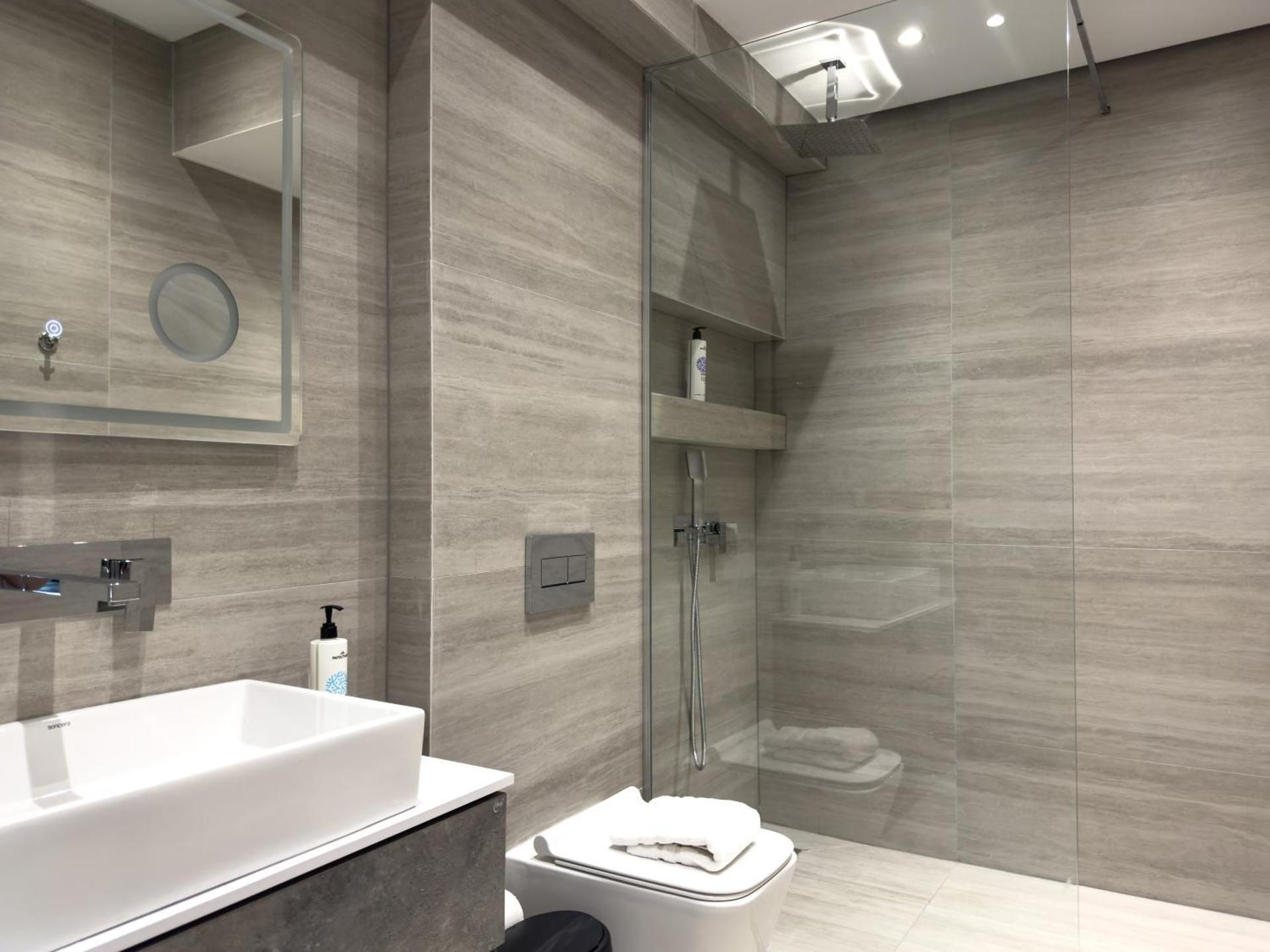 VILLA 8 By ProLiving Hospitality Two-Bedroom Superior Apartment 2