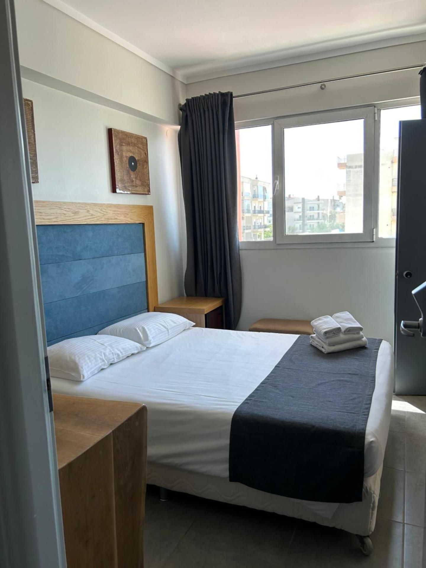 Perea Hotel Economy Double Room without Balcony  2
