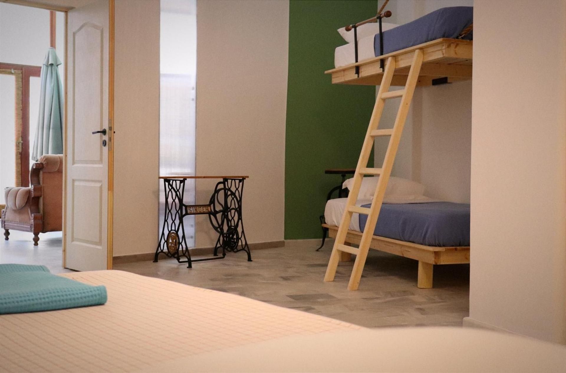 Quadruple Room with Shower