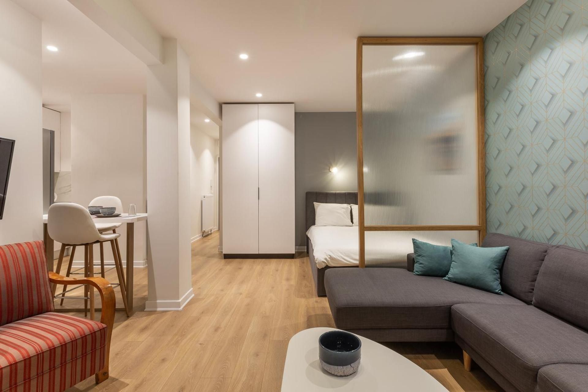 Deluxe Apartment