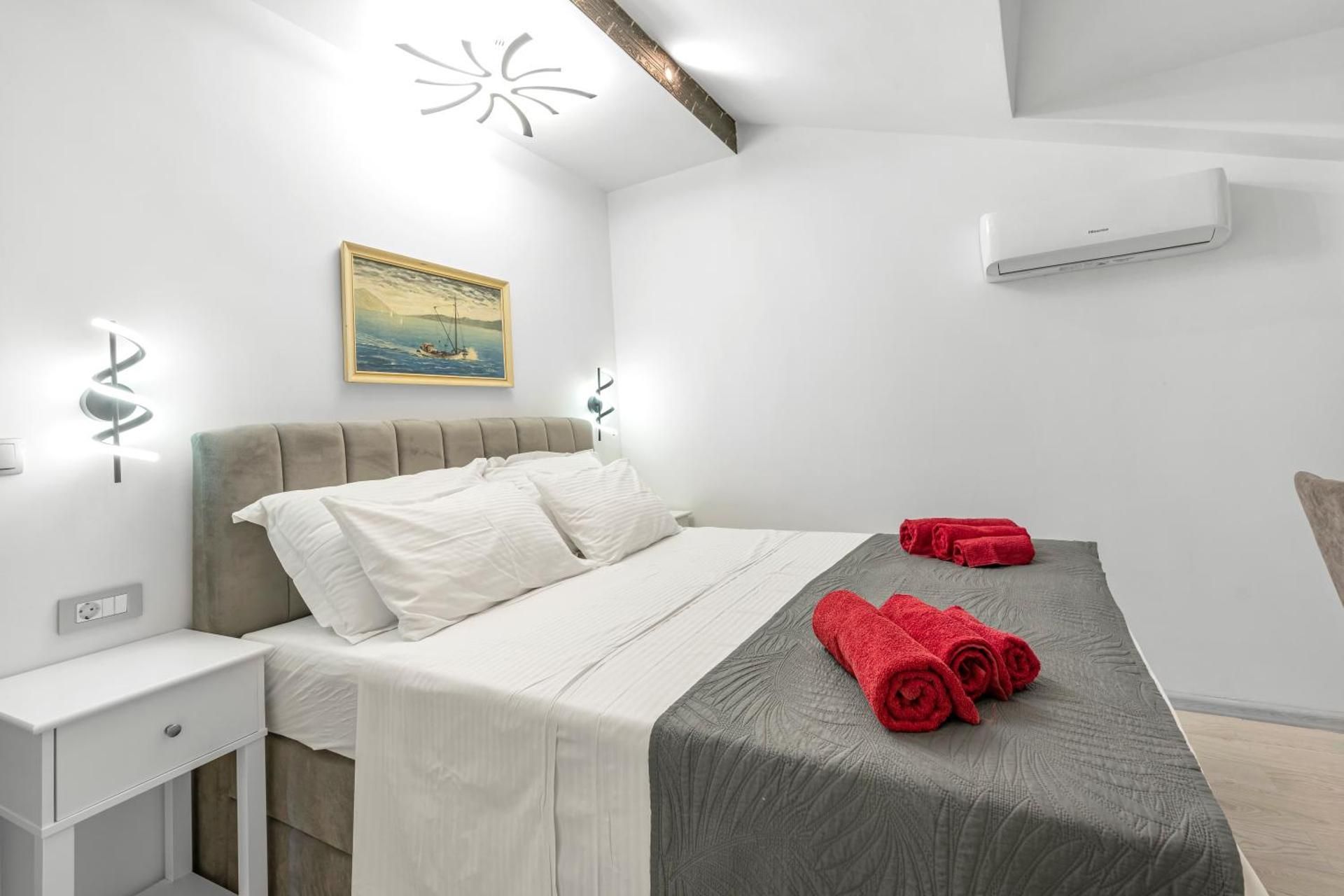 Superior Apartment