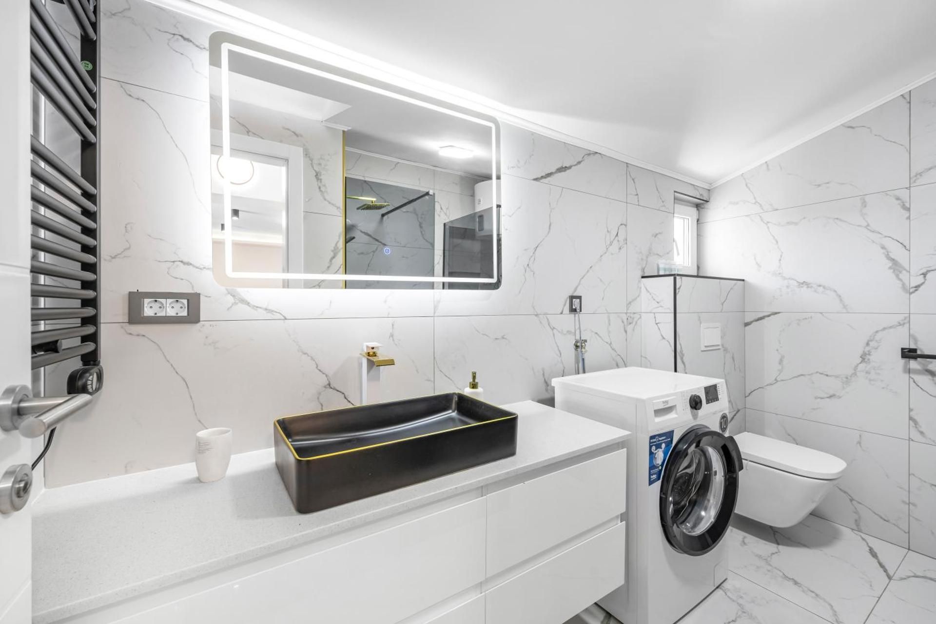 Three-Bedroom Superior Apartment