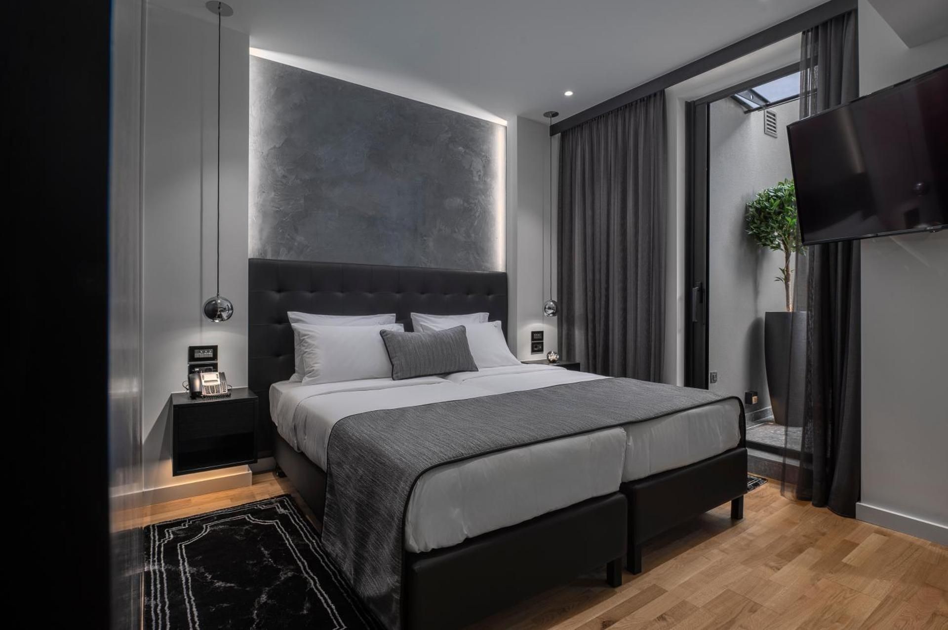 Double Room with Patio