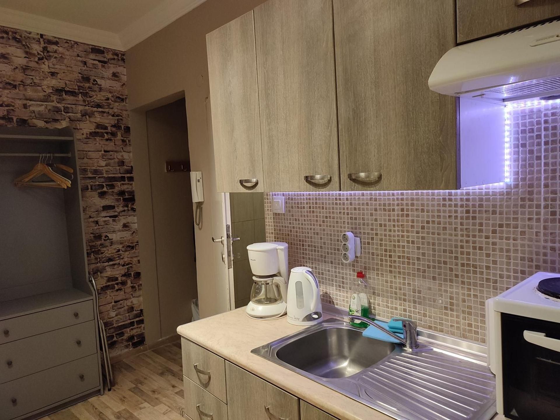 Studio - Apartment 