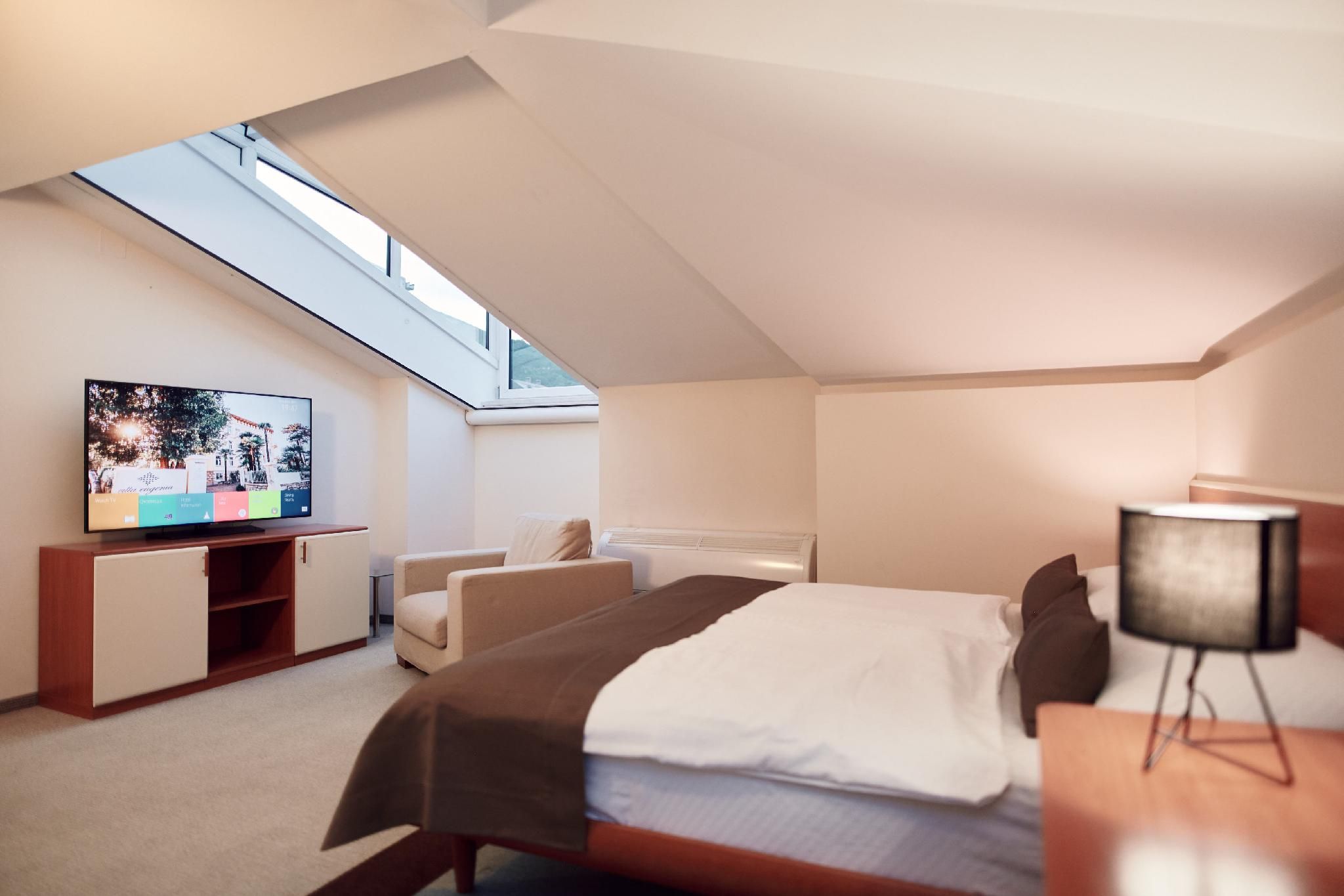 Superior Double Bed