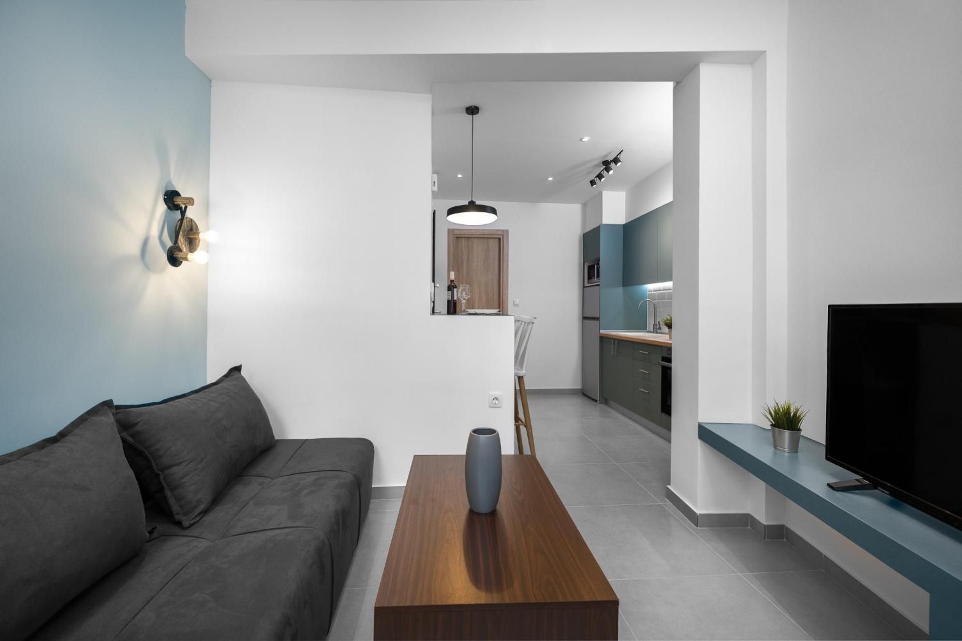 One-Bedroom Apartment