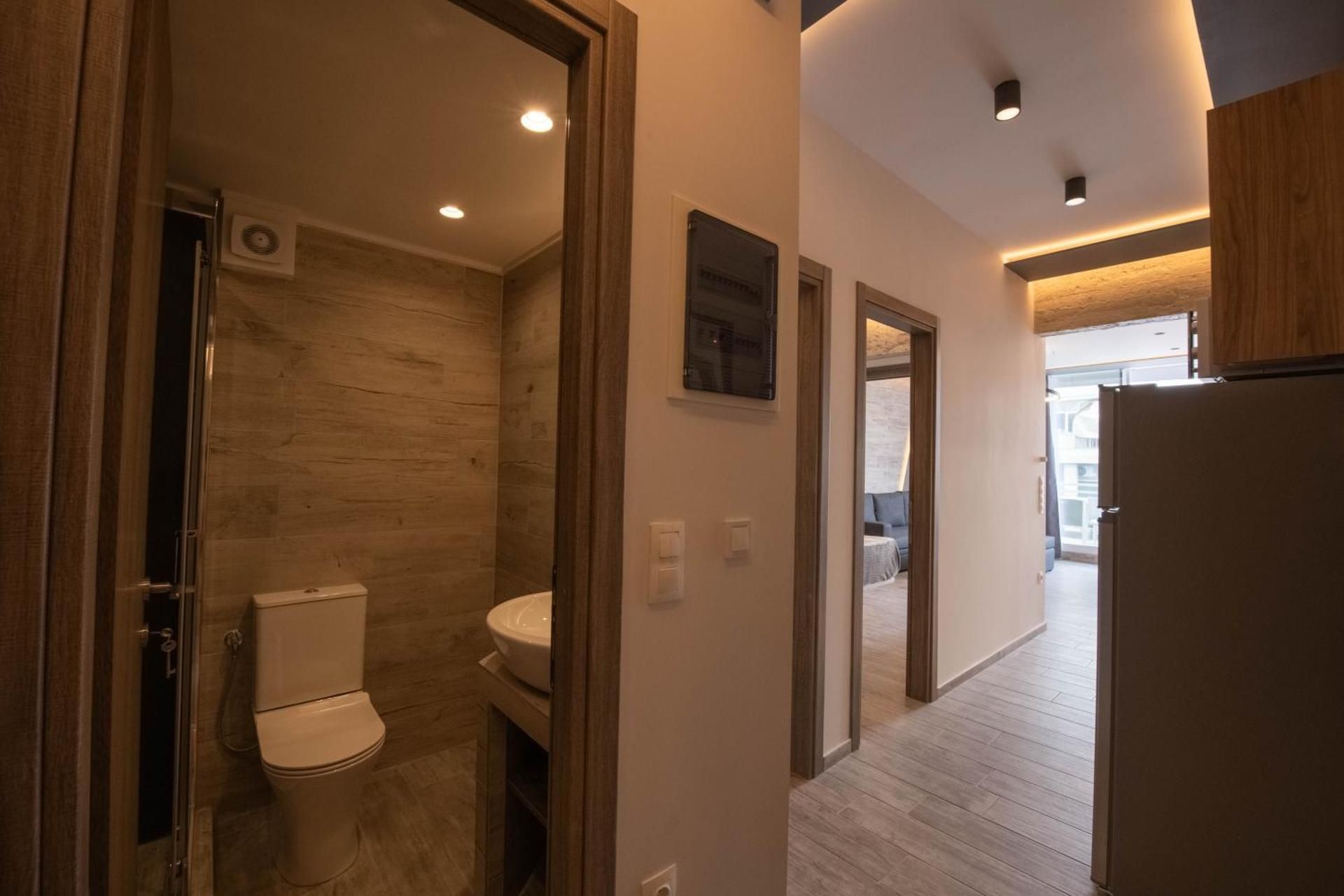 Two-Bedroom Deluxe Apartment with Balcony
