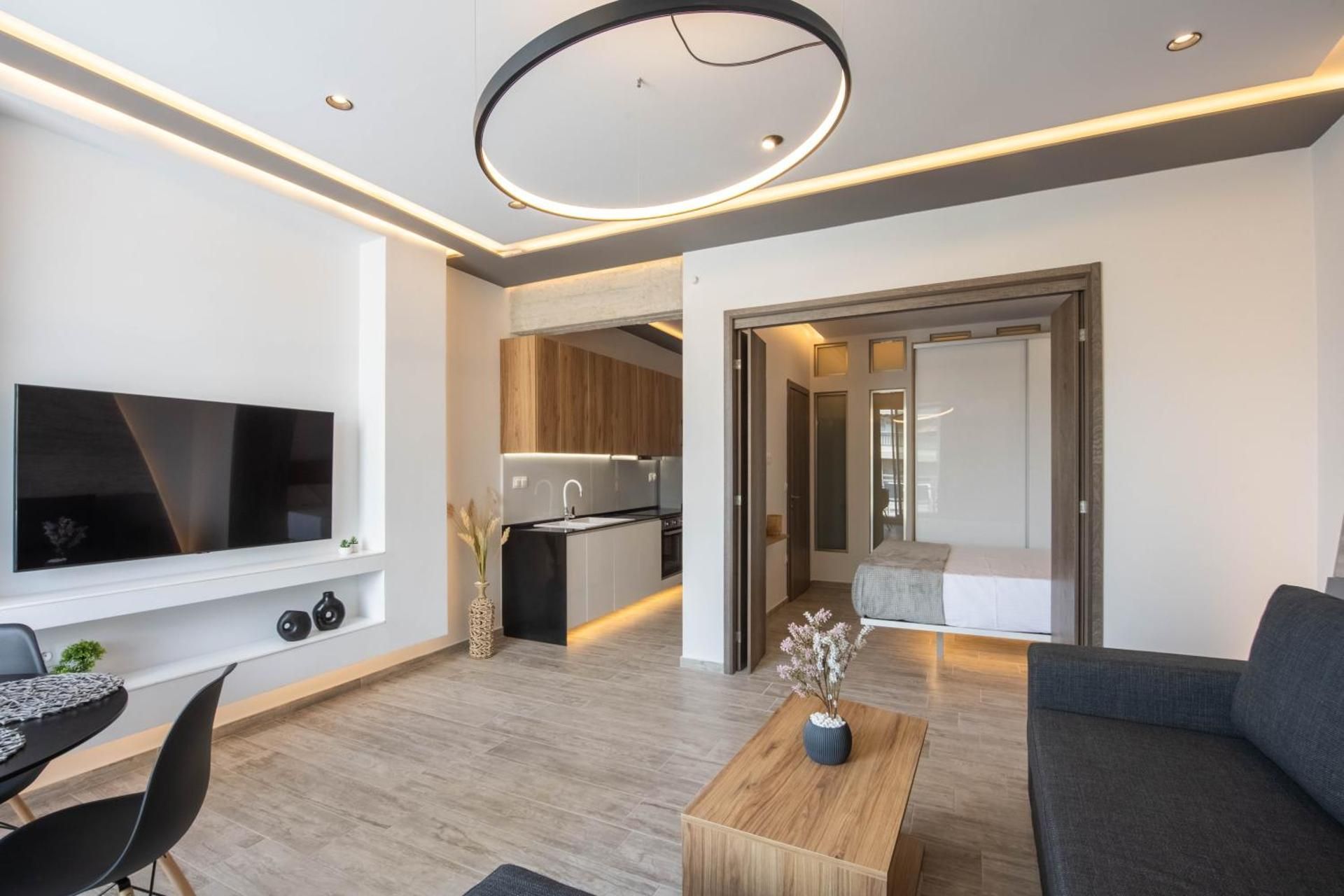Two-Bedroom Deluxe Apartment with Balcony