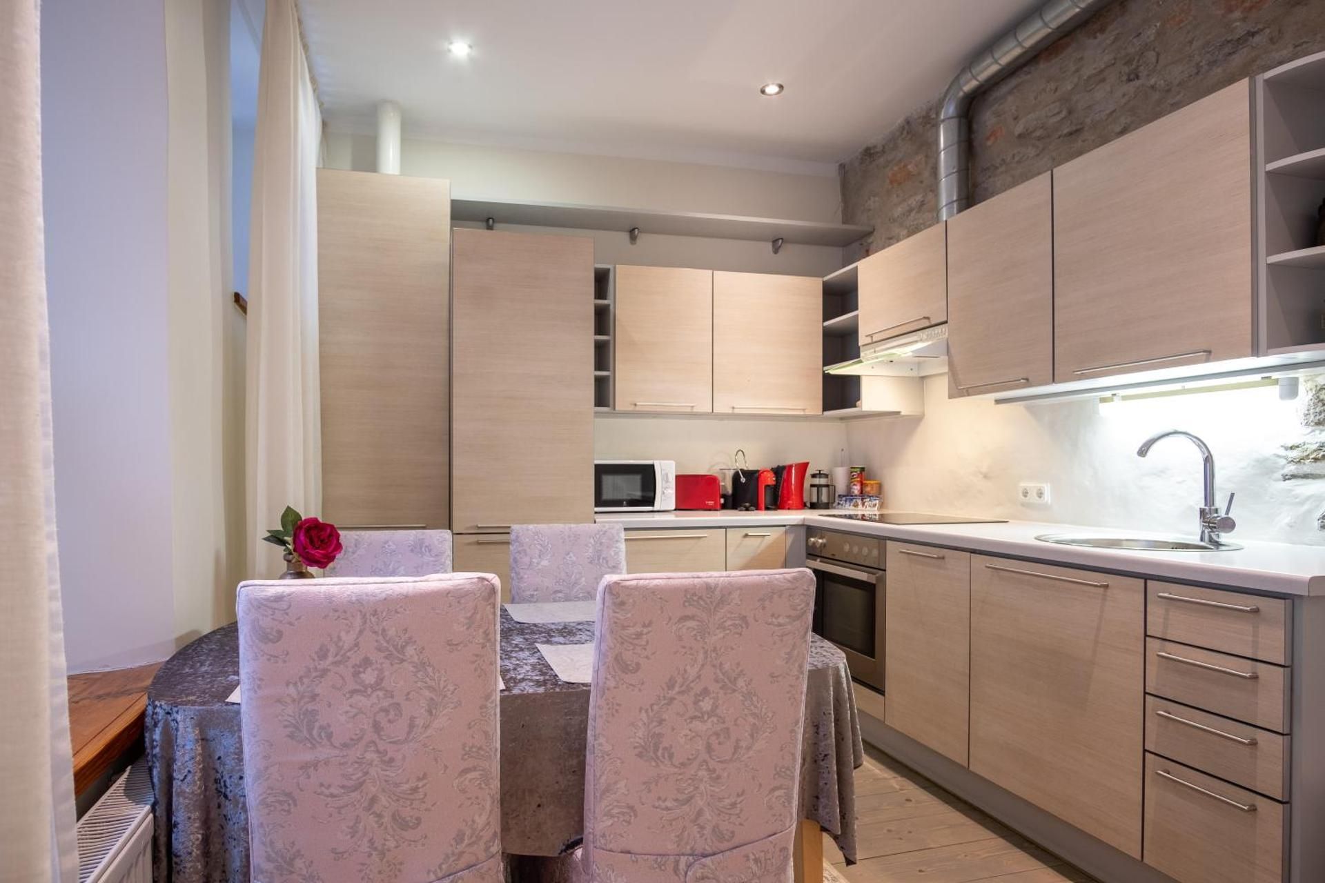 Deluxe Split level Apartment with Sauna