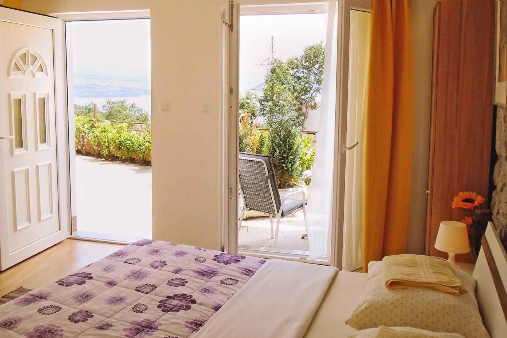 Studio with Balcony and Sea View