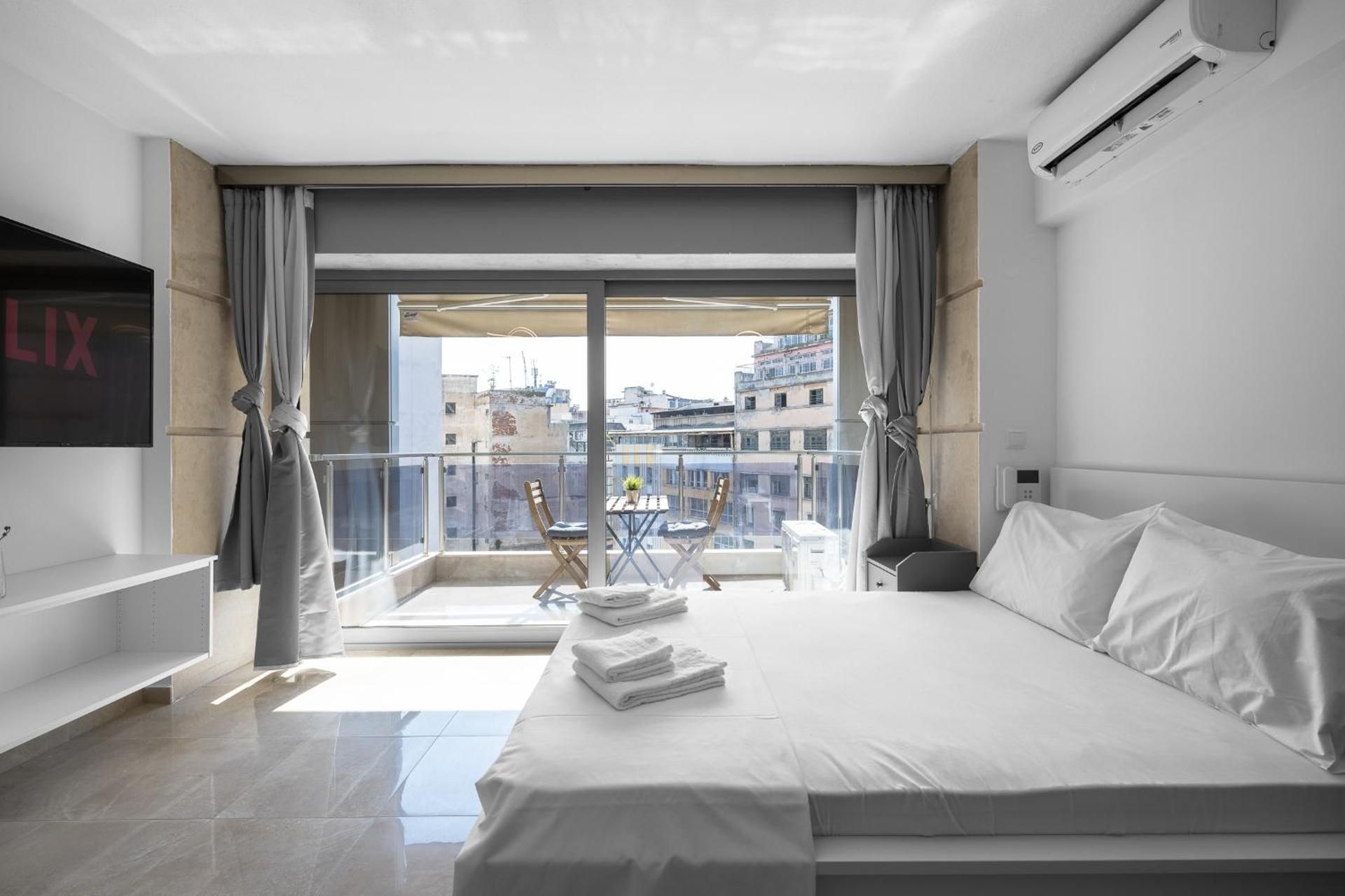 Studio with Balcony