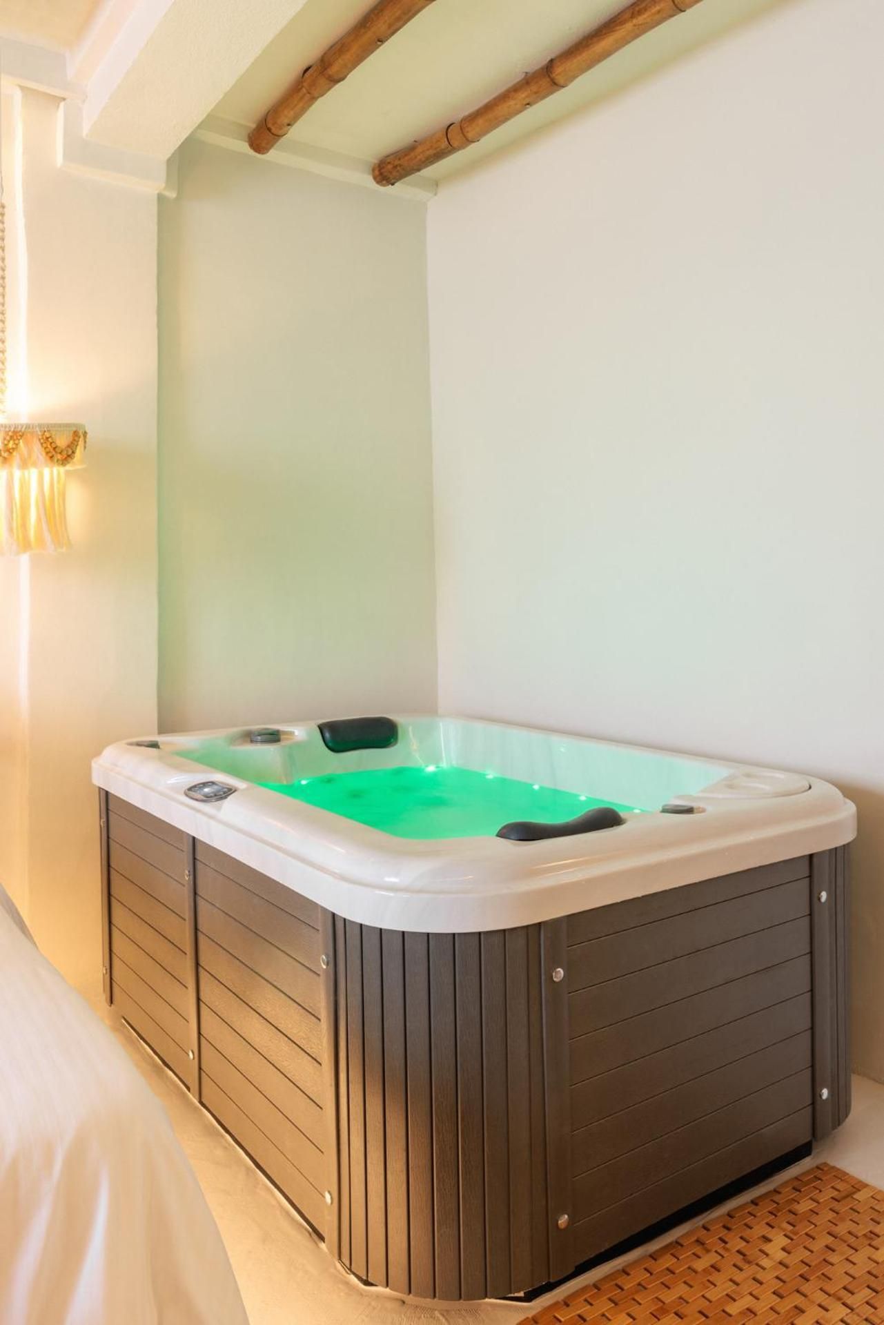 Double Room with Spa Bath