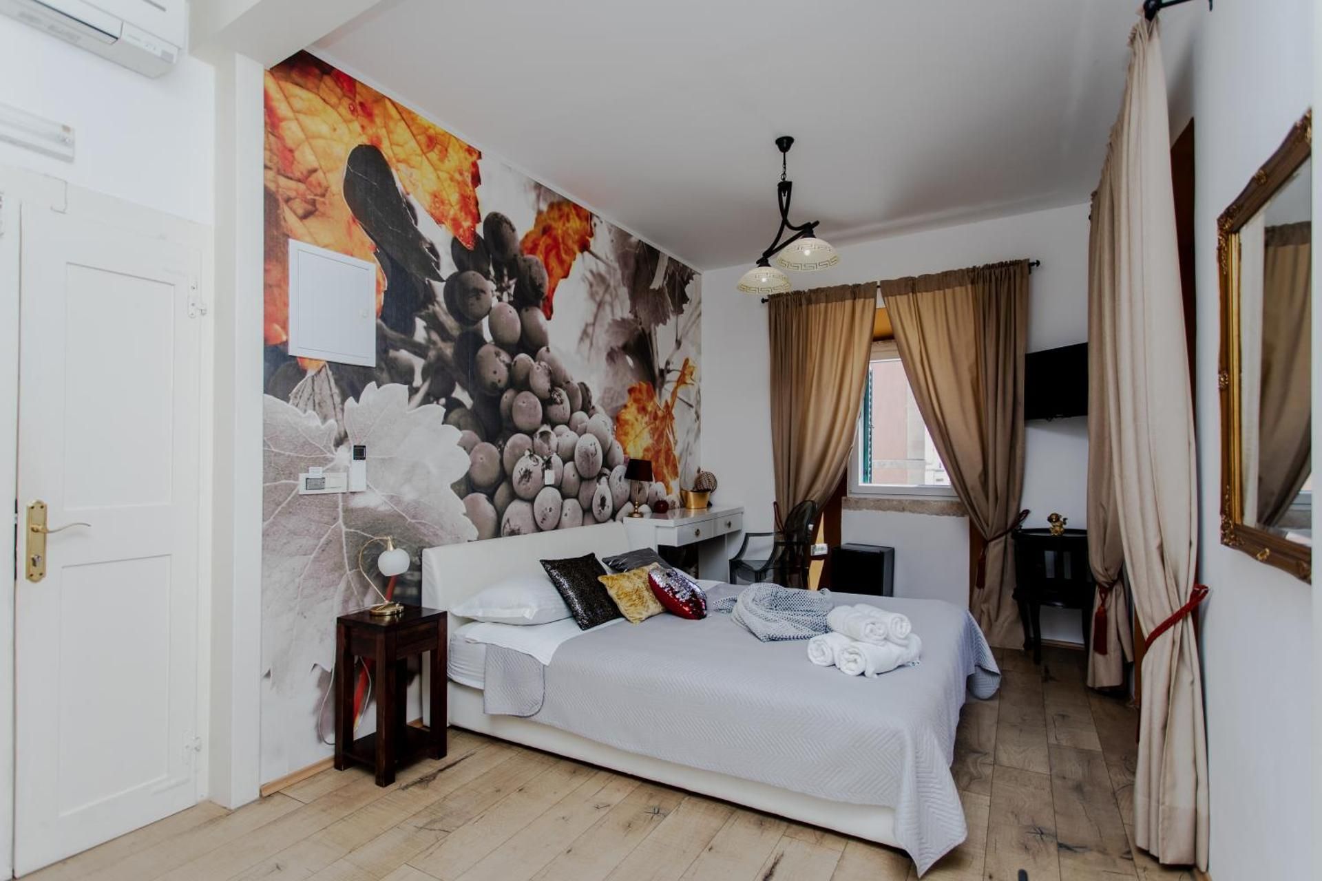 Double Room - Grape Vine