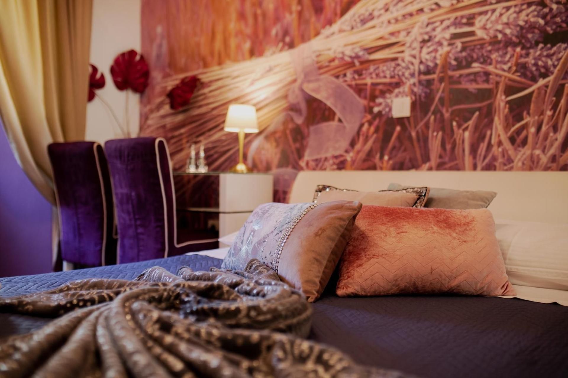 Double Room - Lavender