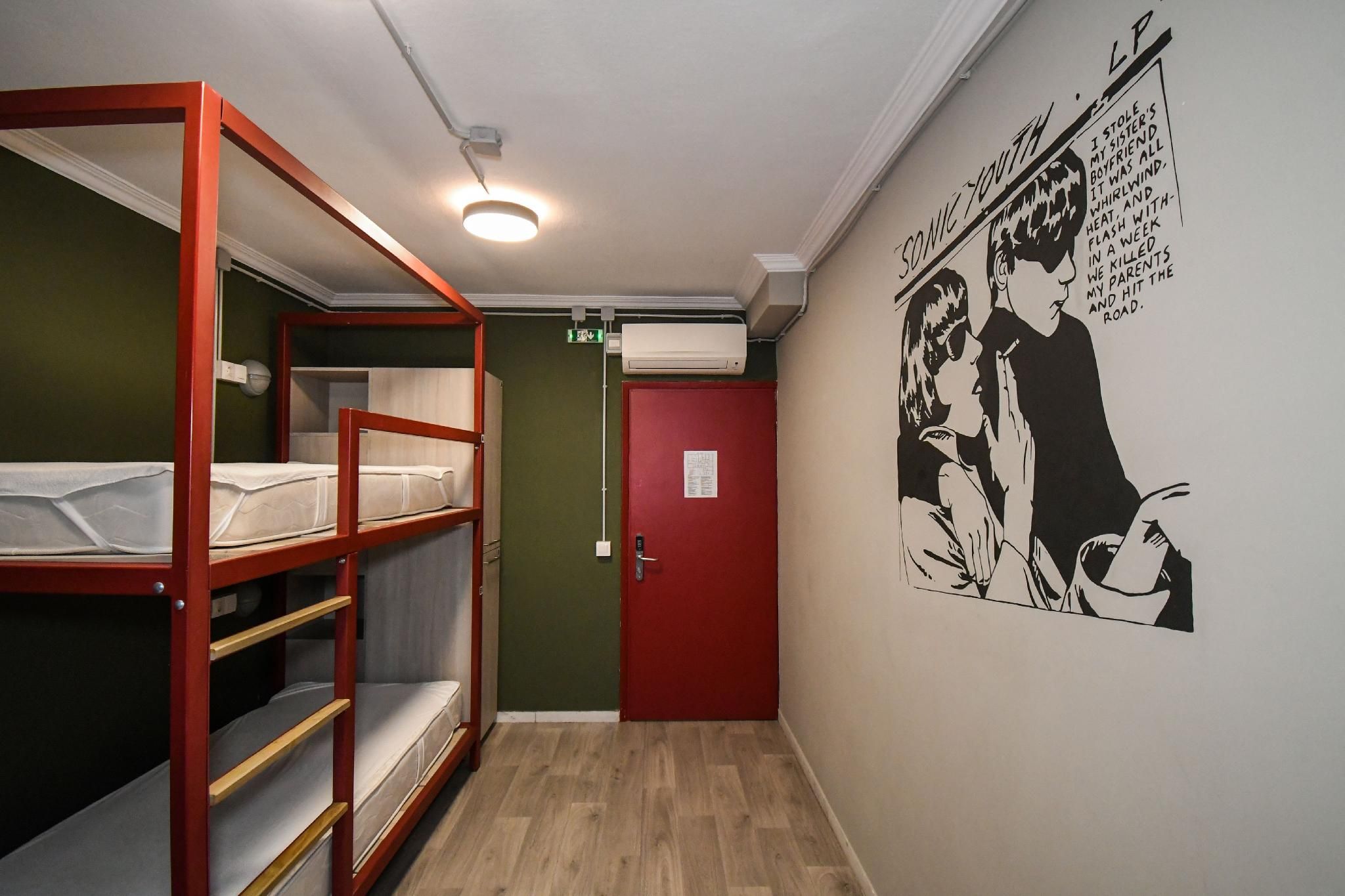 Stay Hybrid Youth Hostel Bed in 2 Bed Mixed Dormitory 2