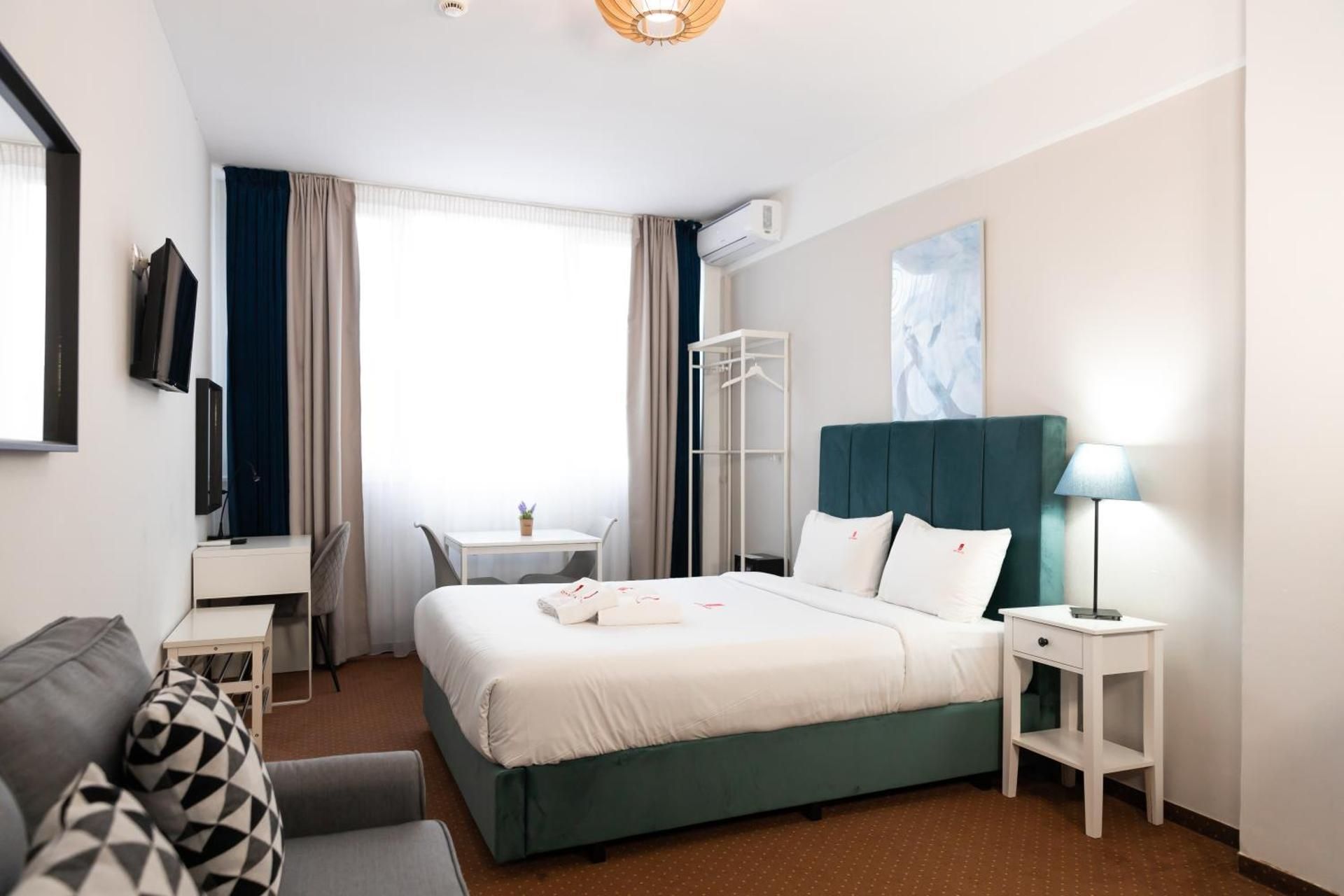 Deluxe Room with Kitchenette