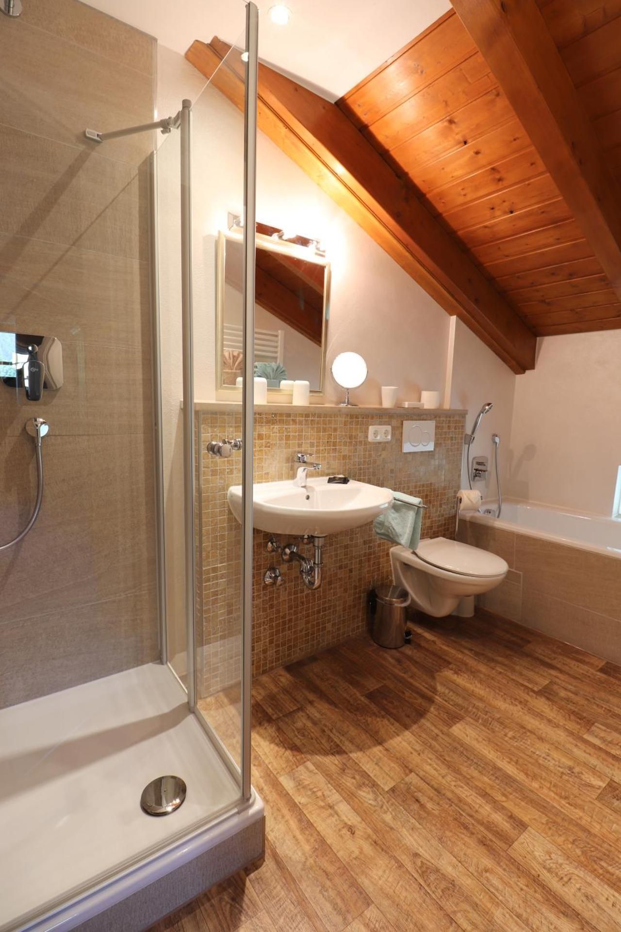 Large Double Room