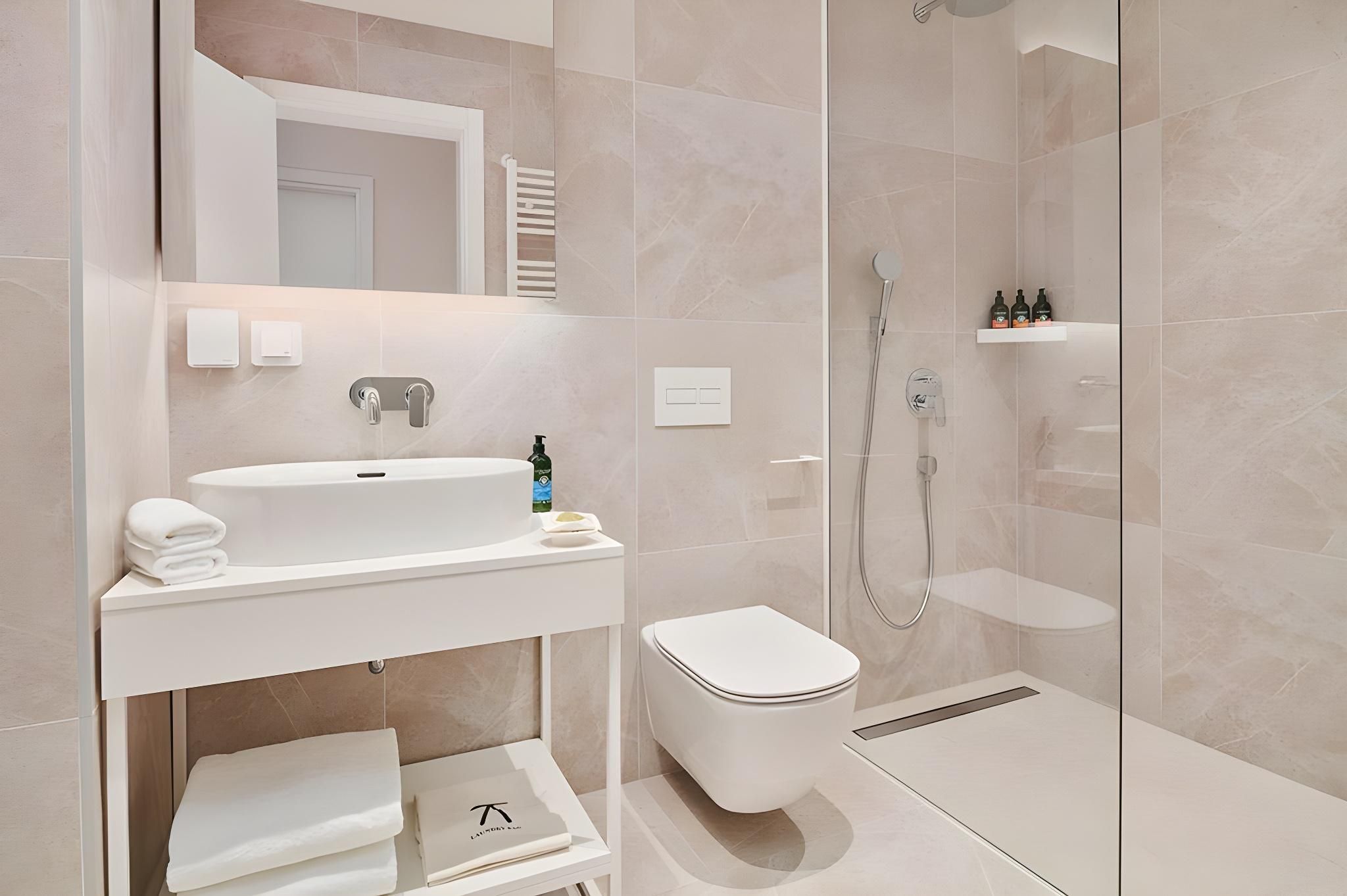 Deluxe 1 Bedroom Apartment