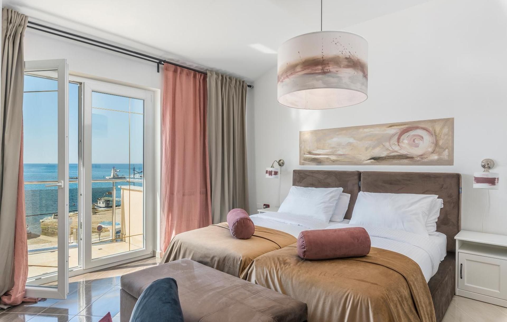 Double or Twin Room with Sea View