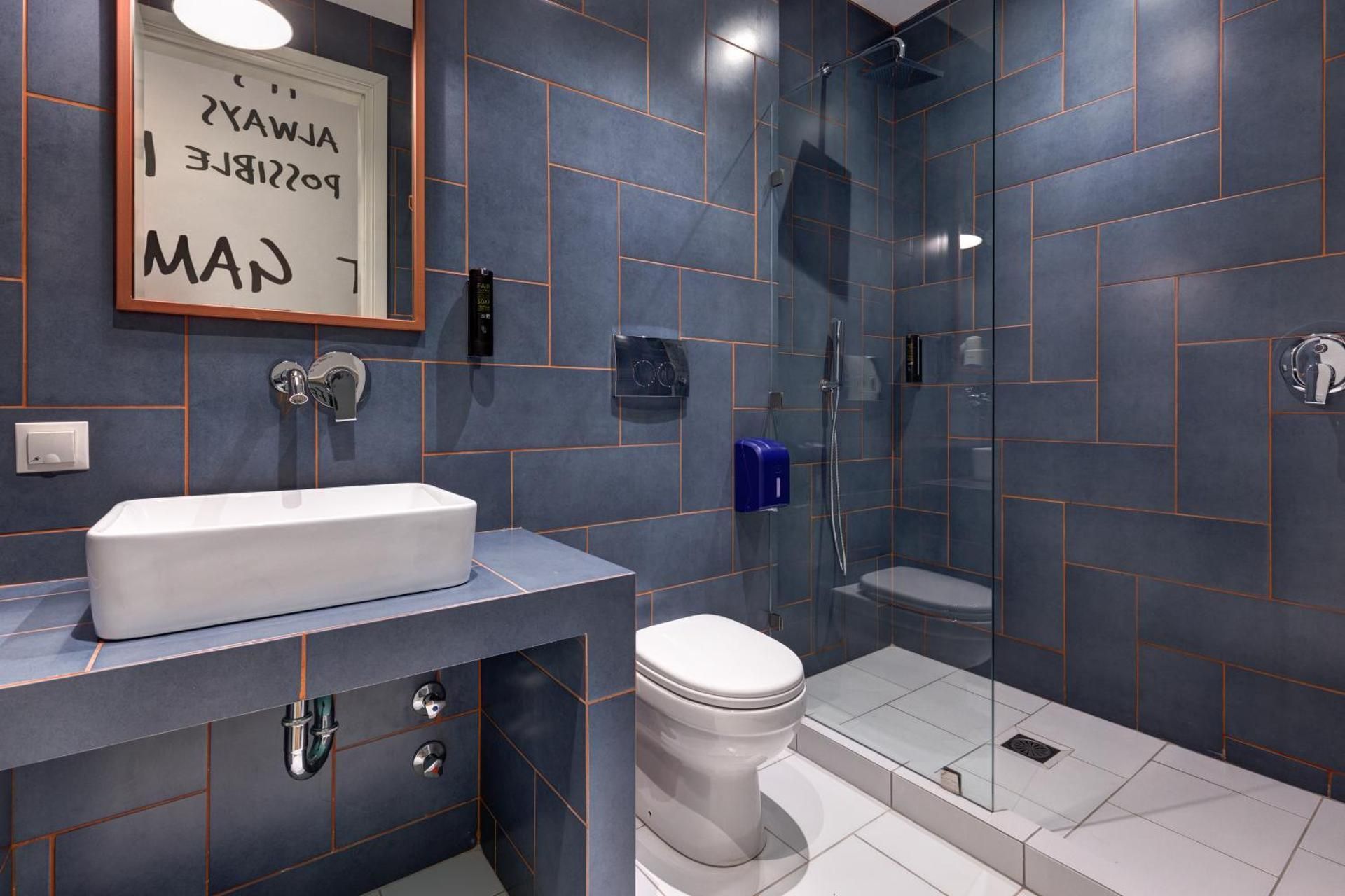 COLORS Urban Hotel XL Loft Room  3