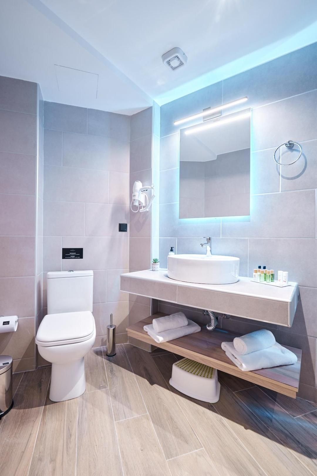 Two-Bedroom Suite