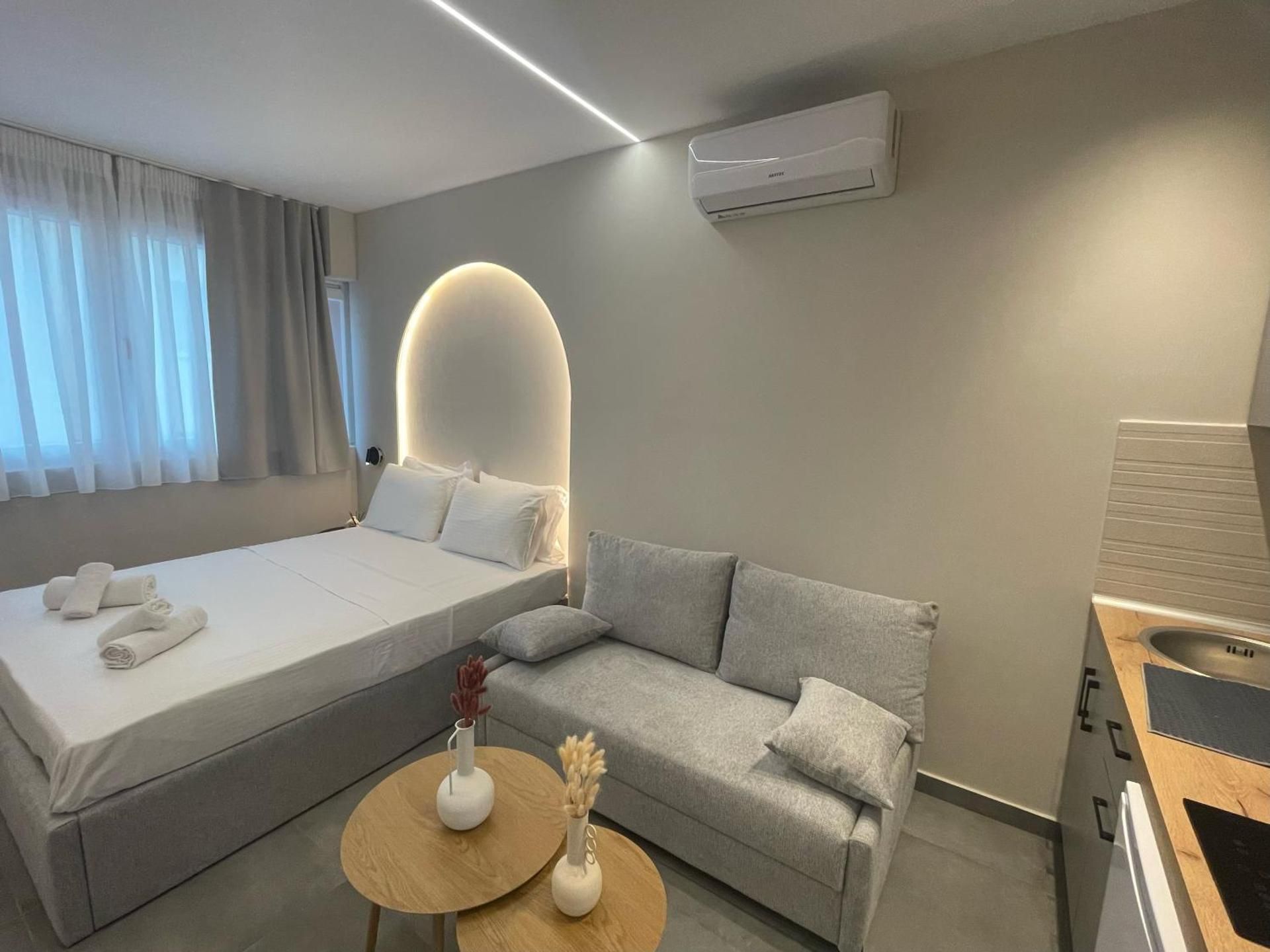 Ladadika Urban Suites