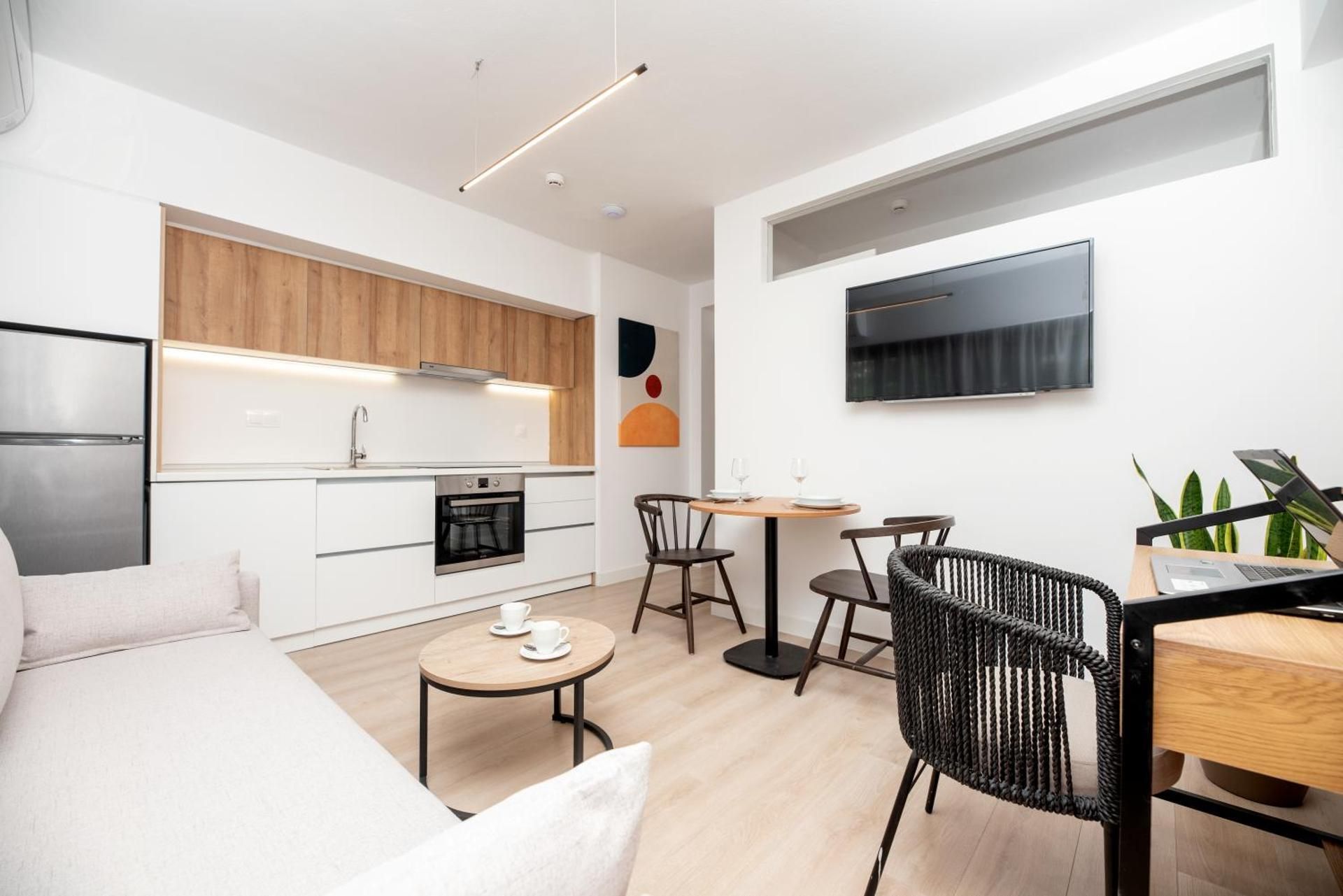 One-Bedroom Apartment