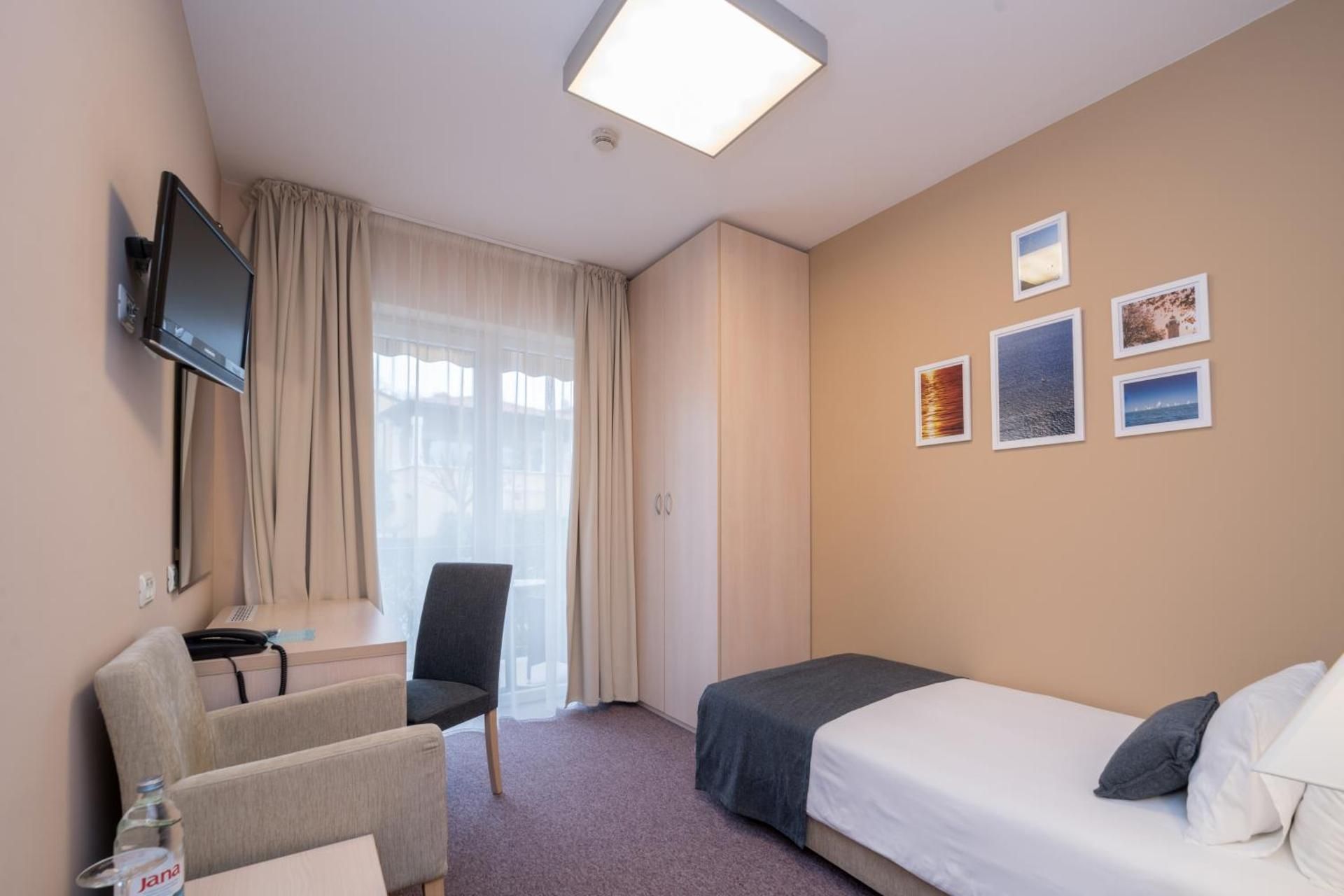 Single Room