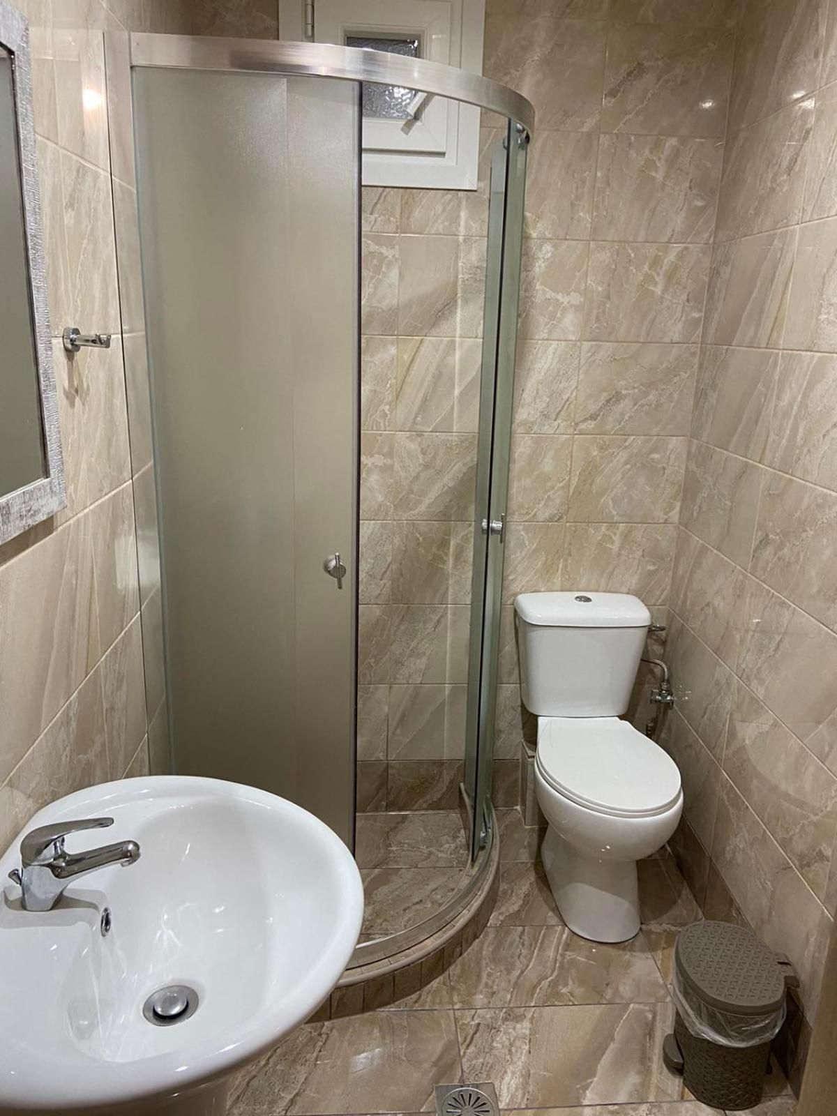 Ifos Apartments One-Bedroom Apartment