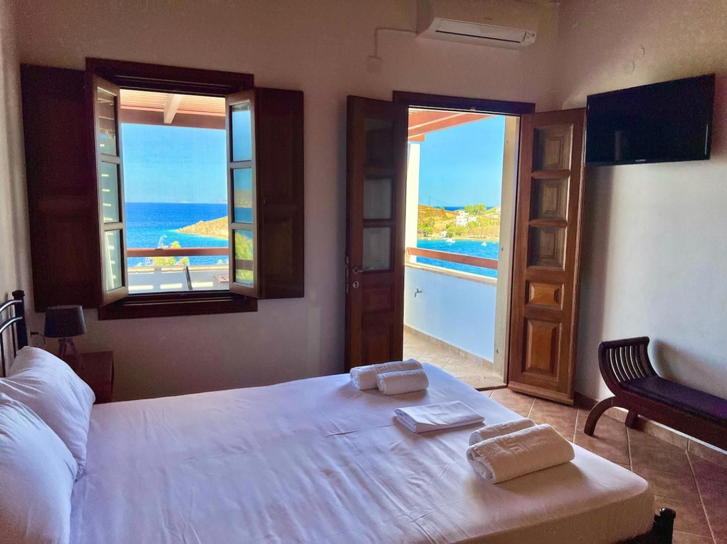 Studio with Sea View