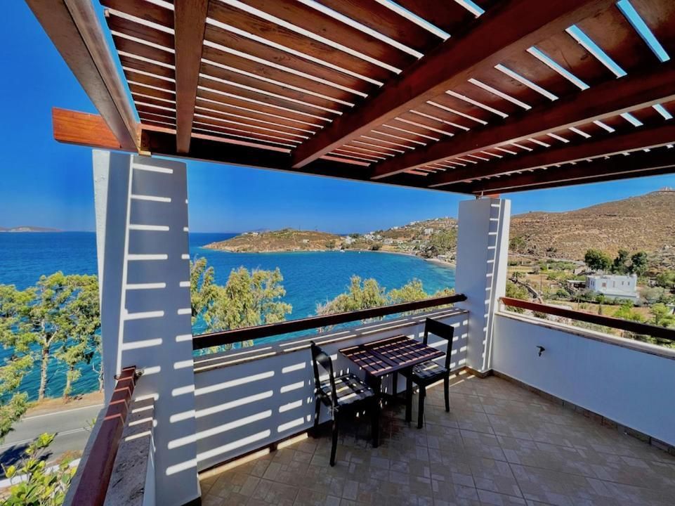 Studio with Sea View
