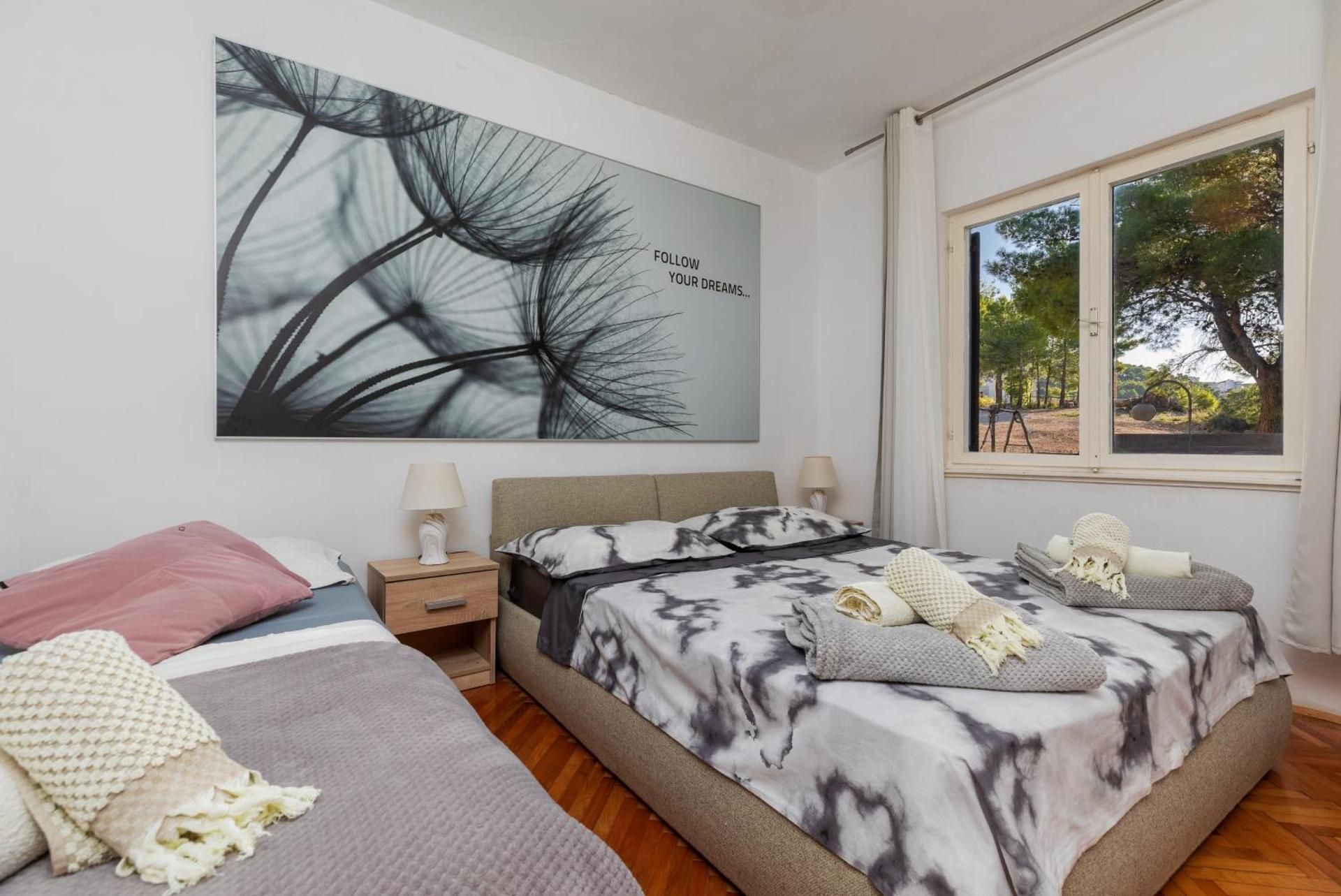 One-Bedroom Apartment with Terrace and Sea View