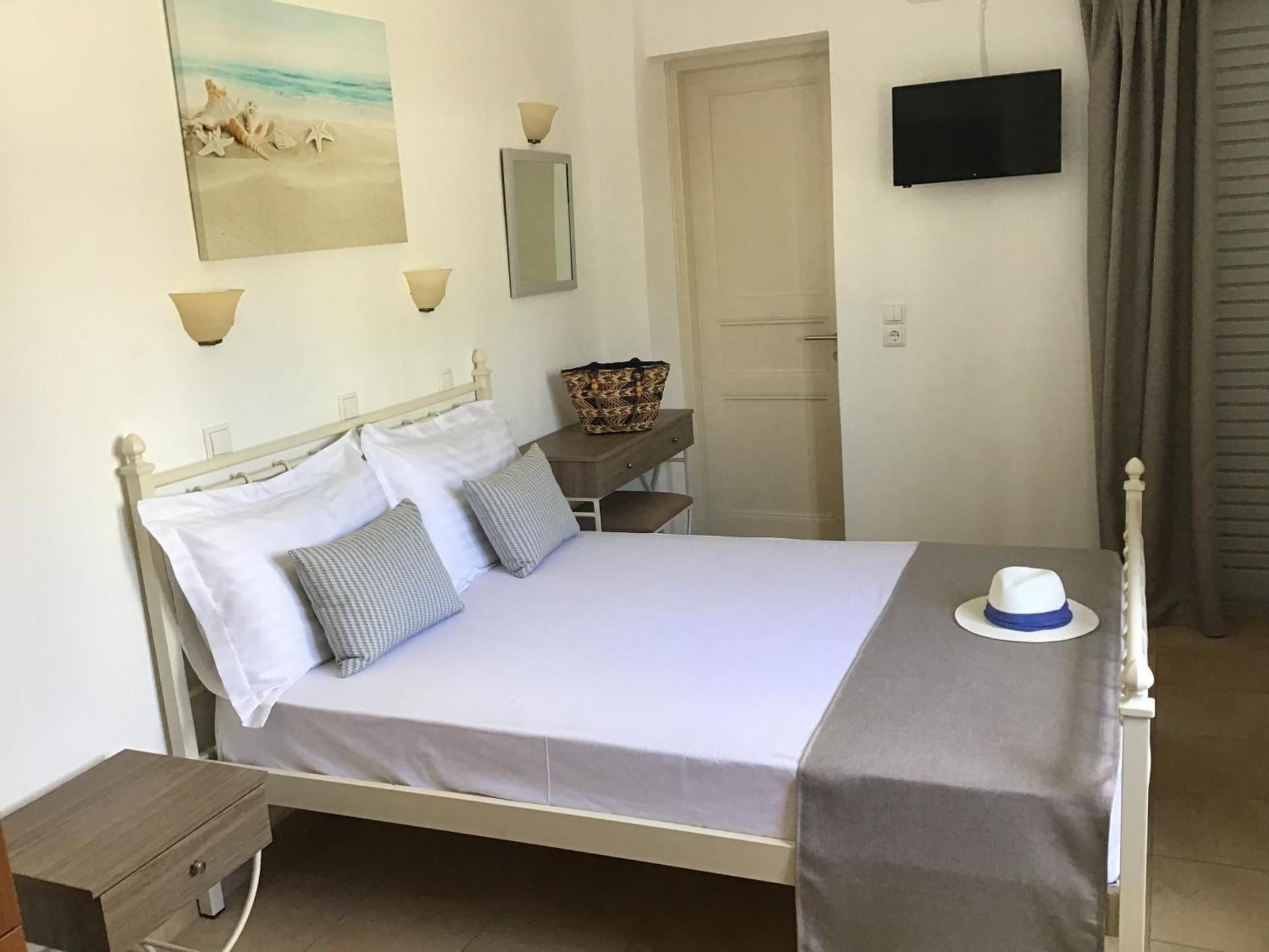 Single Room with Terrace