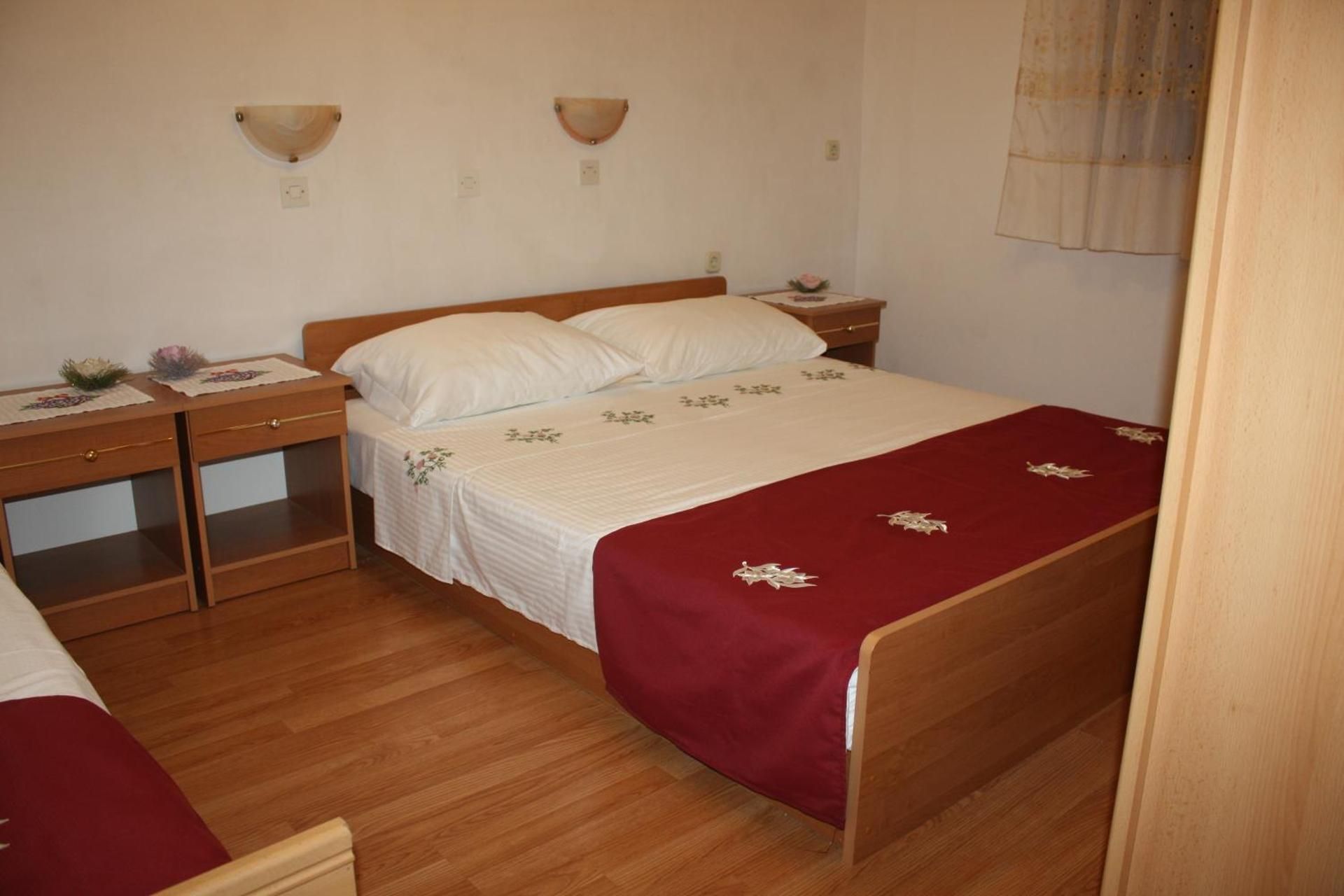 Apartment - Split Level