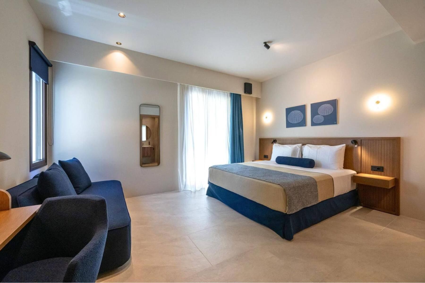 Superior King Suite