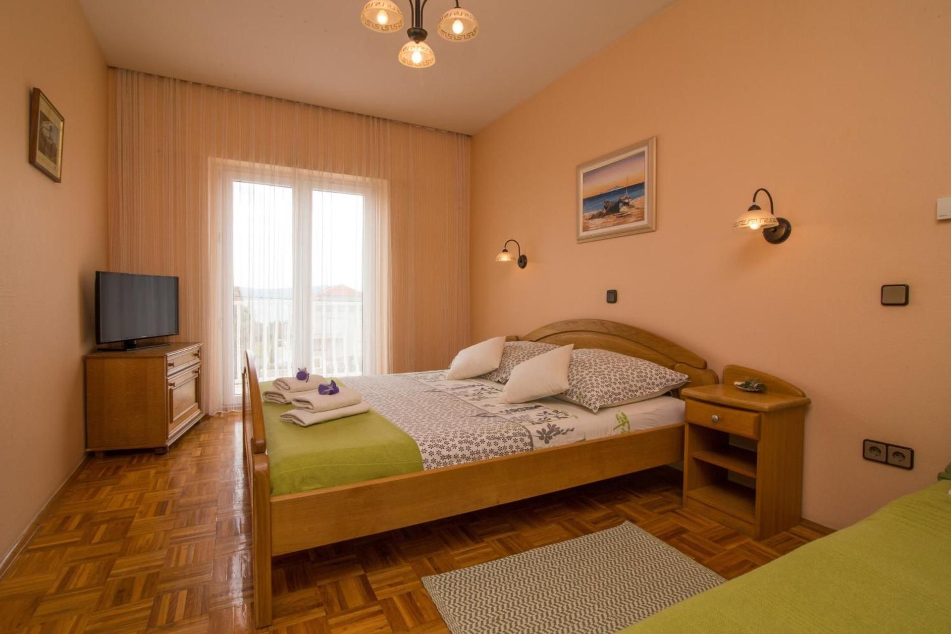 One-Bedroom Apartment with Balcony and Sea View